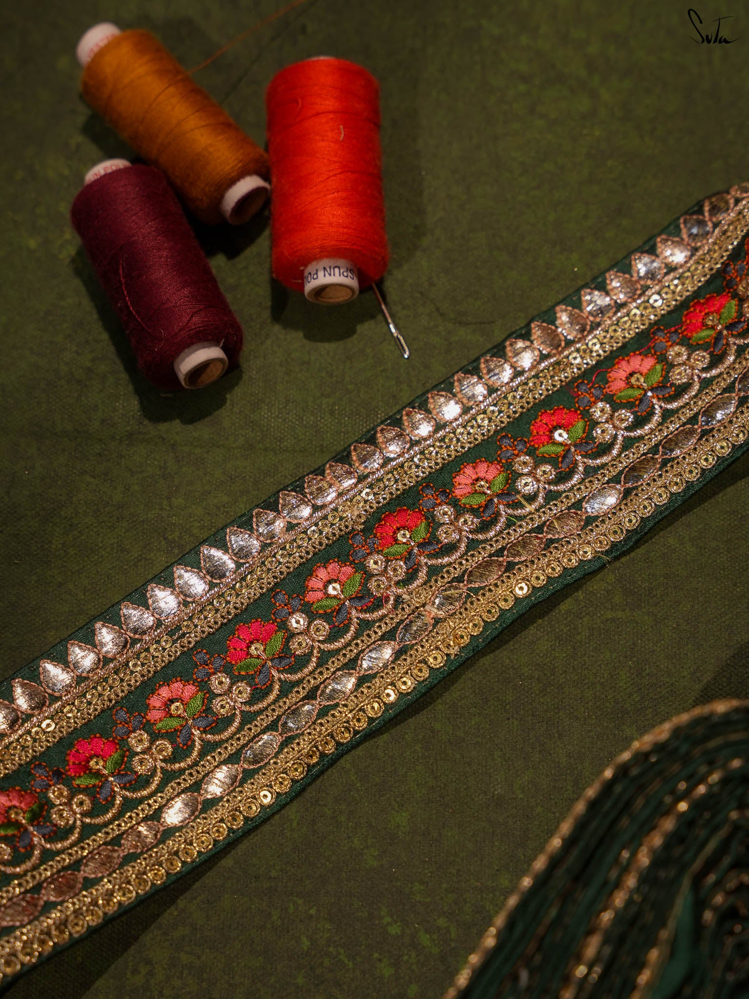 Pankhuri Kinari