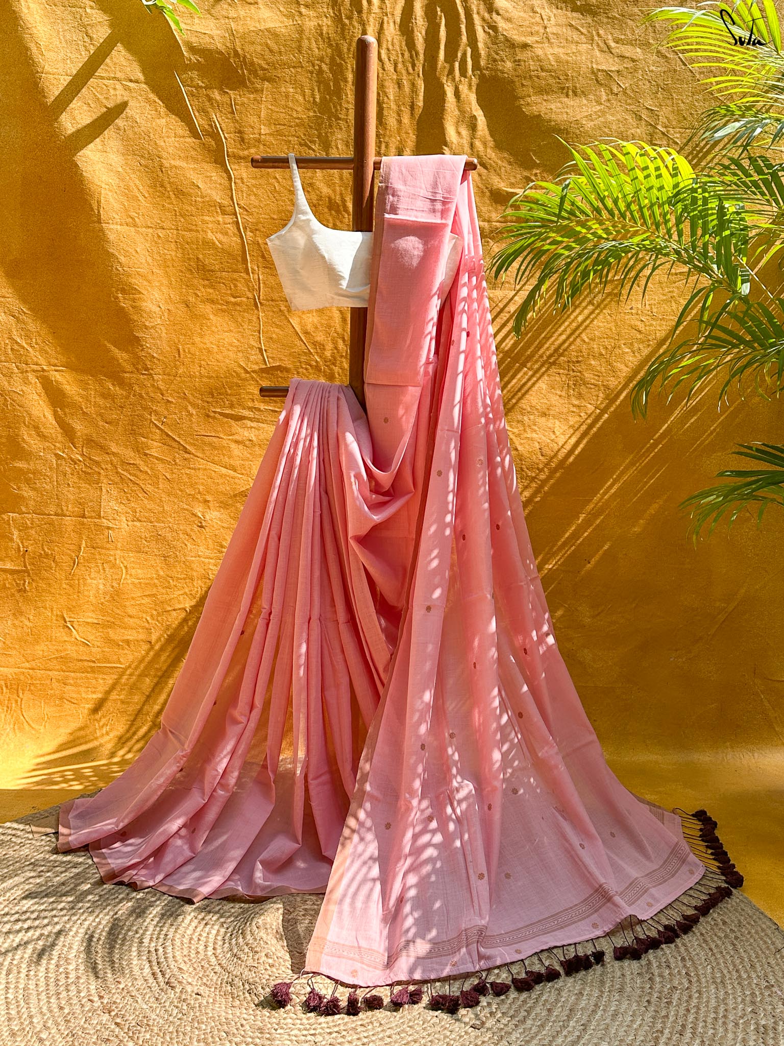 Peach Ki Pankhudi