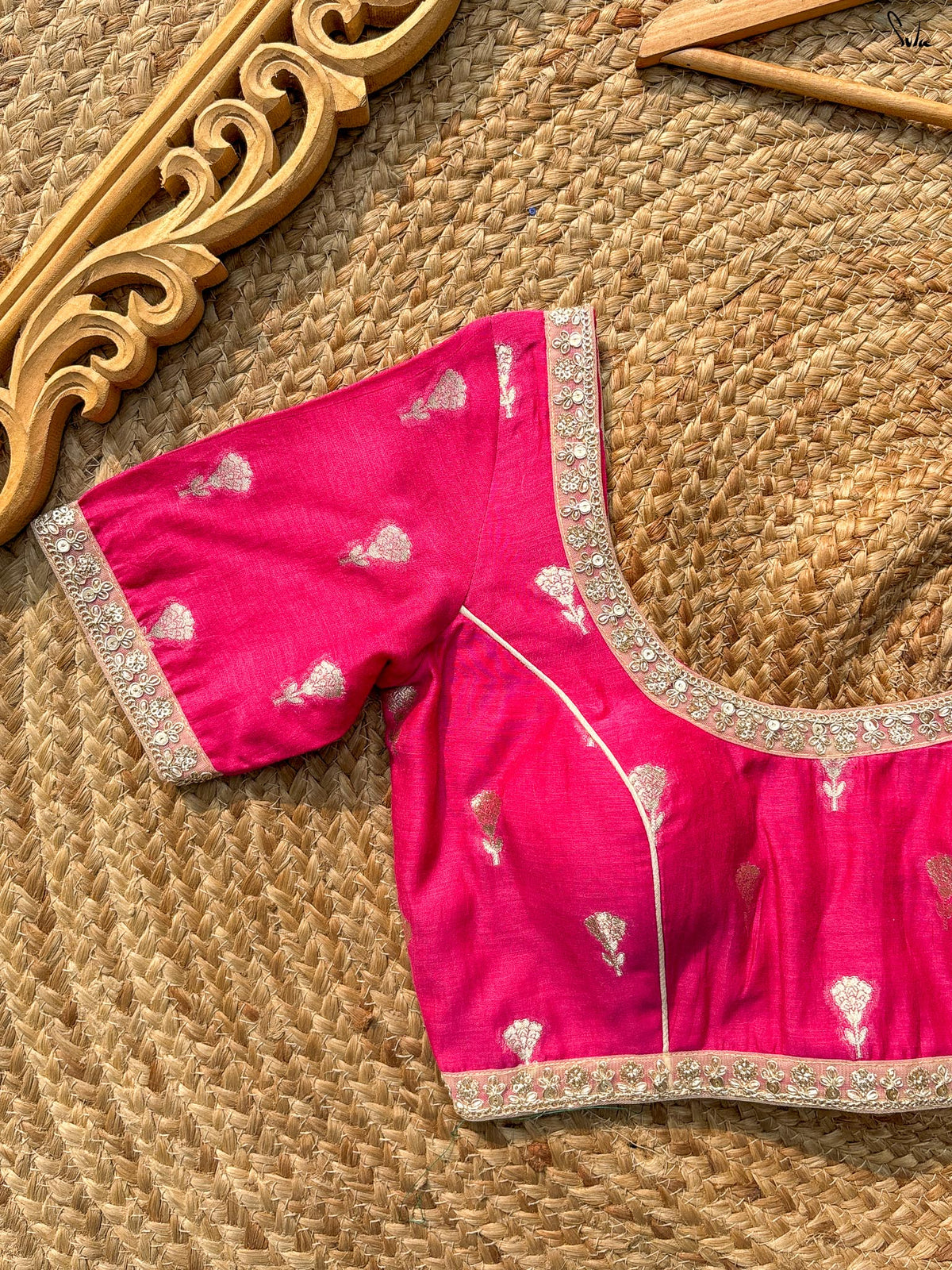 Phirni Pink