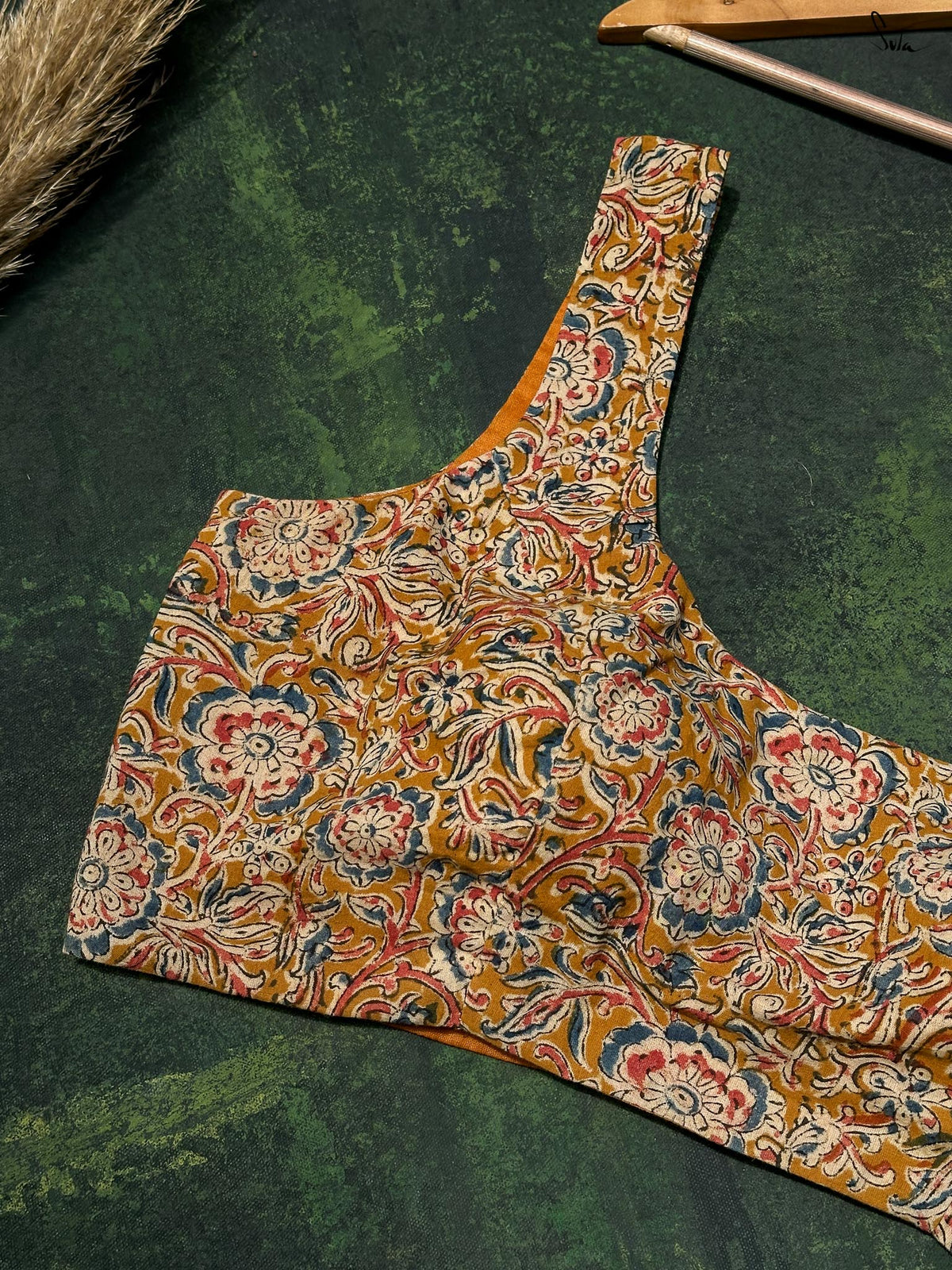 Pili Manjari