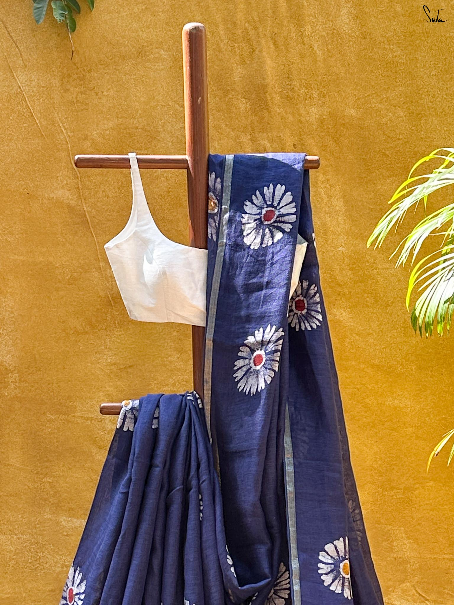 Rang Veda (Pure Linen Hand Batik Saree)