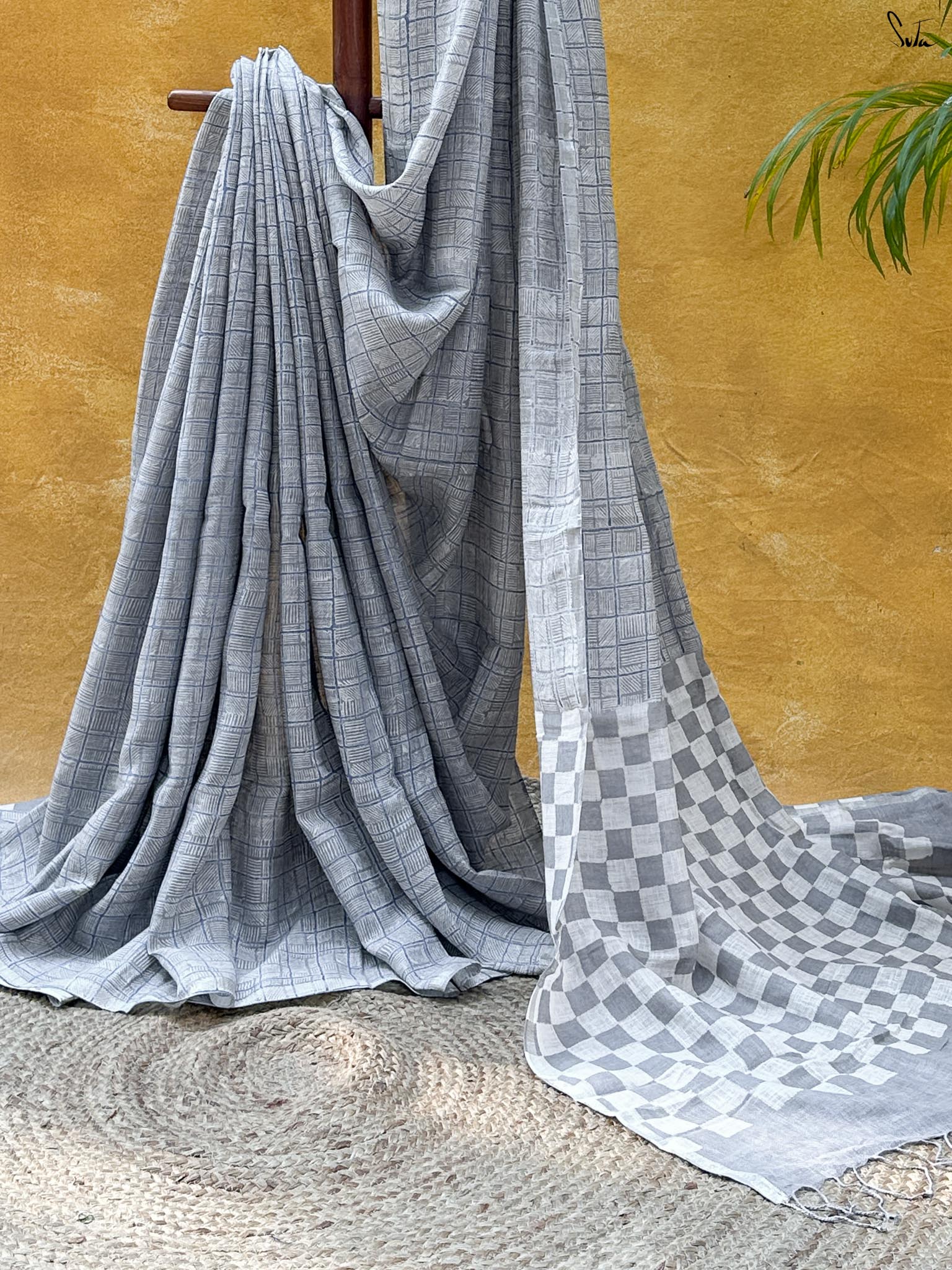Rang Vistaar (Pure Linen Hand Painted Saree)