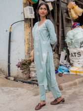 Aasmani Noor