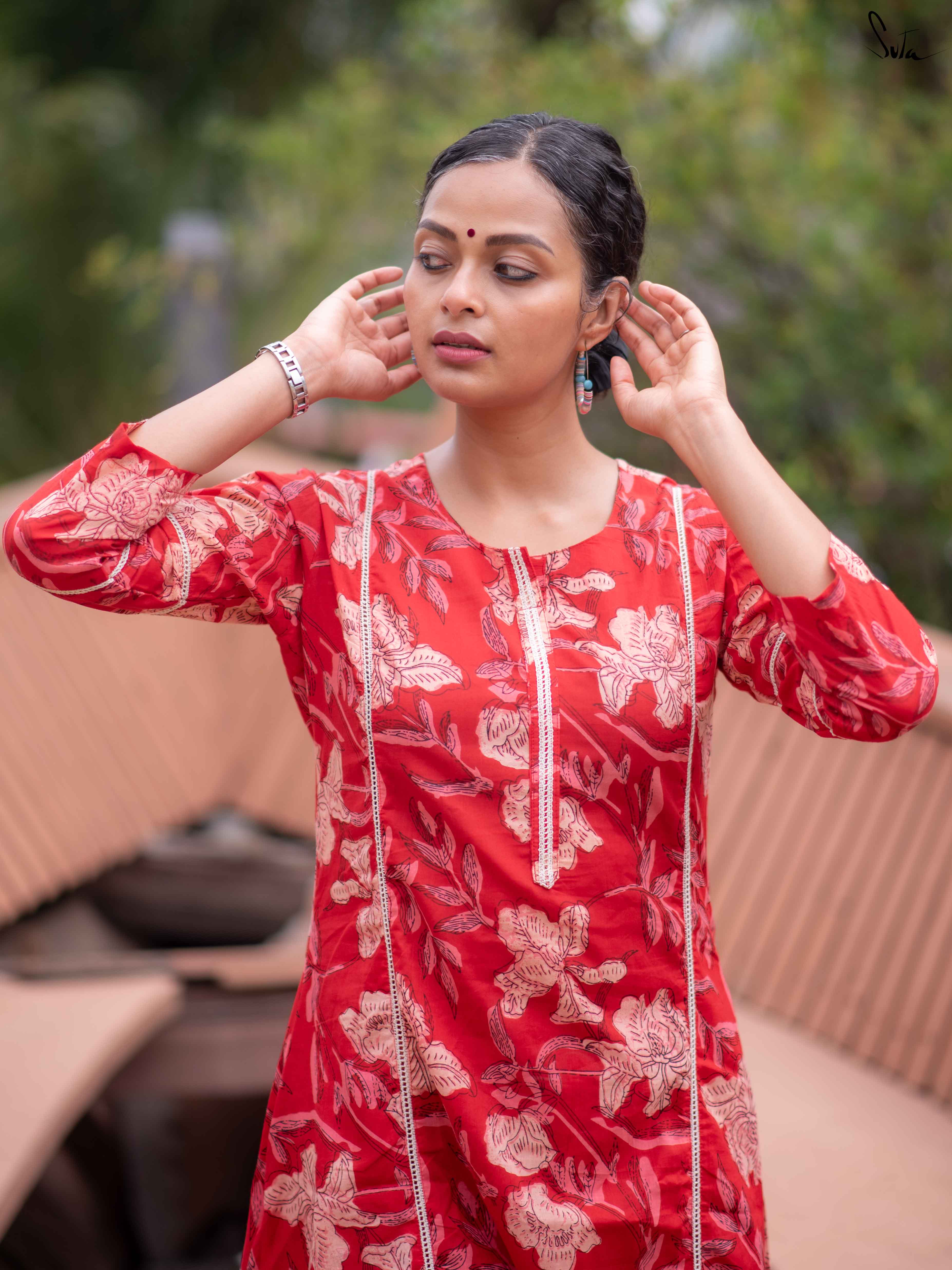 Suta Red Cotton Kurta Set
