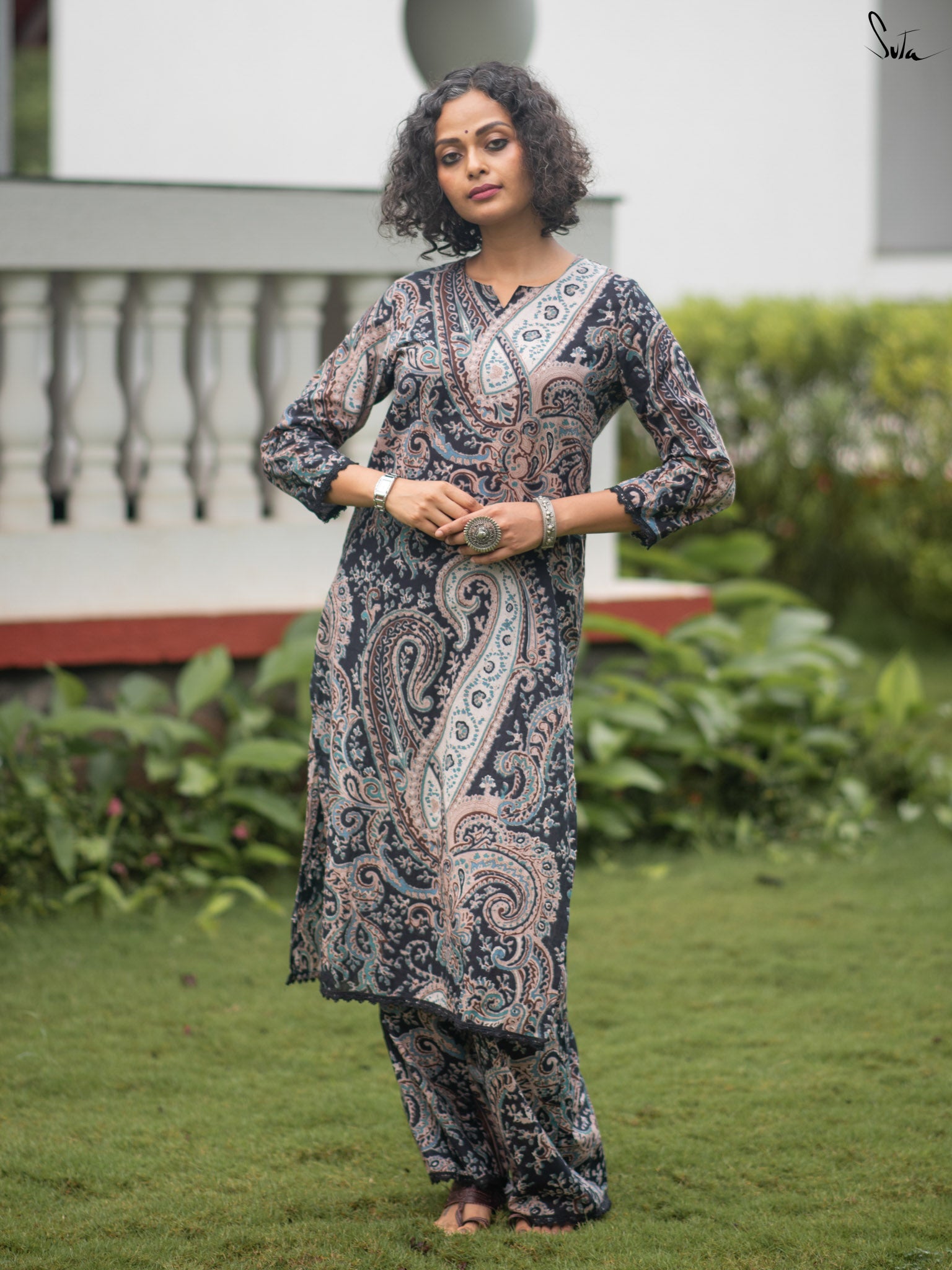 Suta Black Cotton Kurta Set