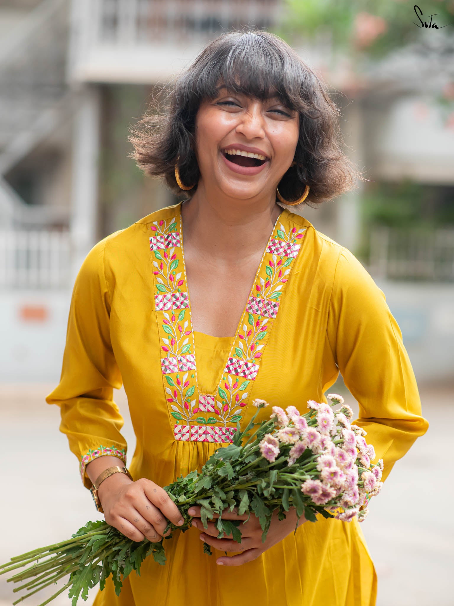 Peela Resham