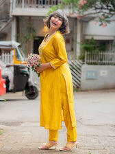 Peela Resham
