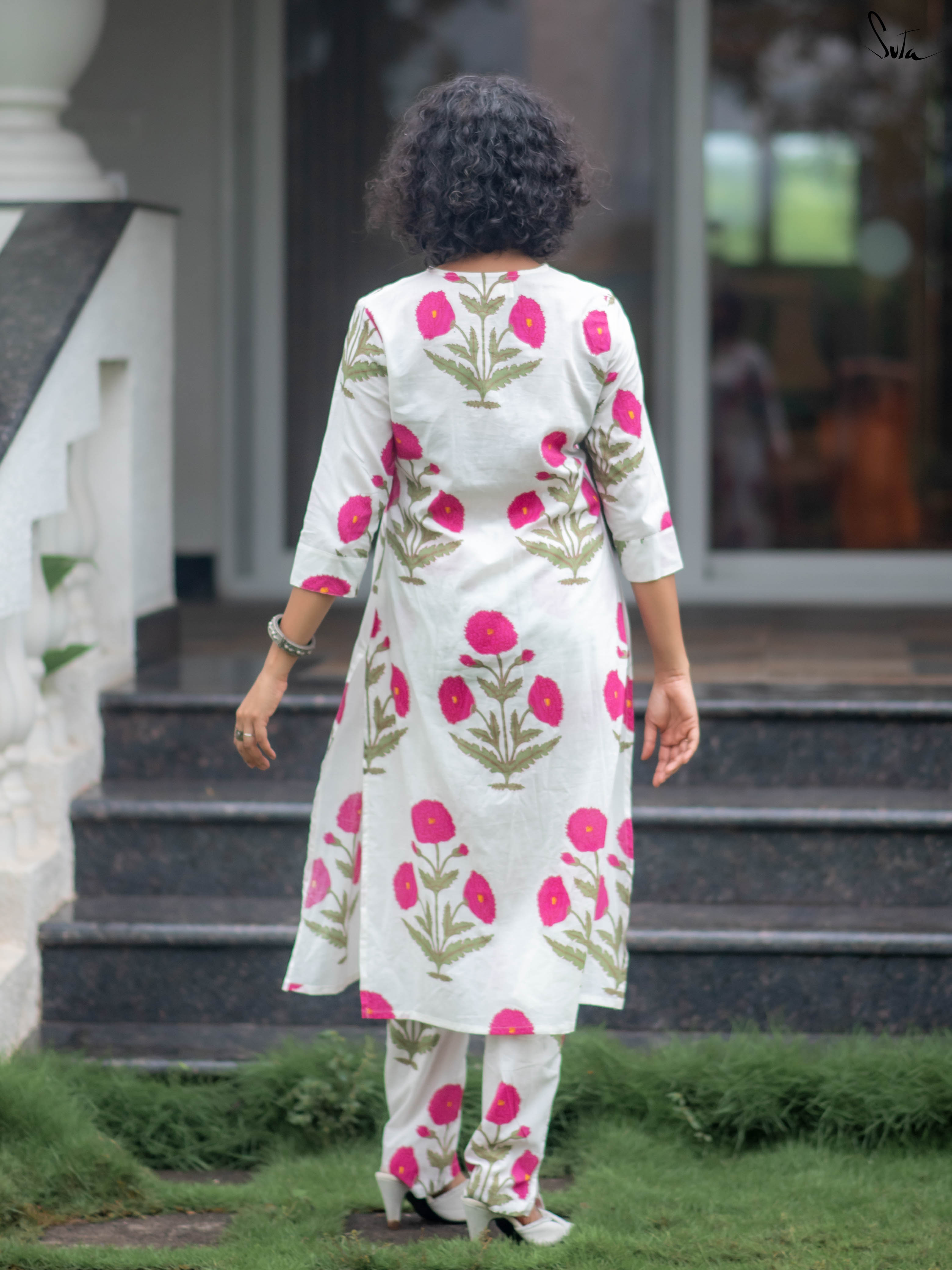 Suta White Cotton Kurta Set