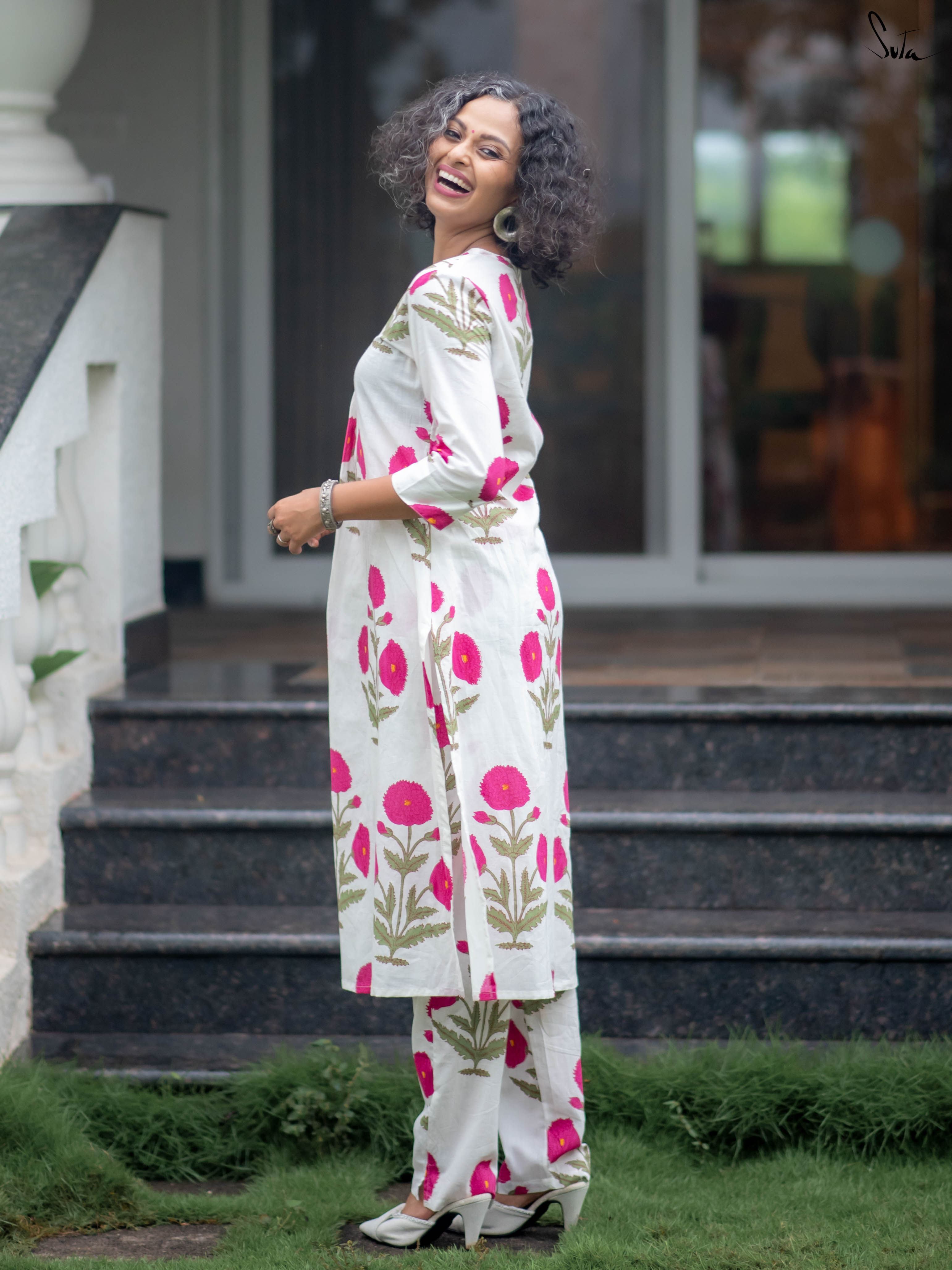 Suta White Cotton Kurta Set