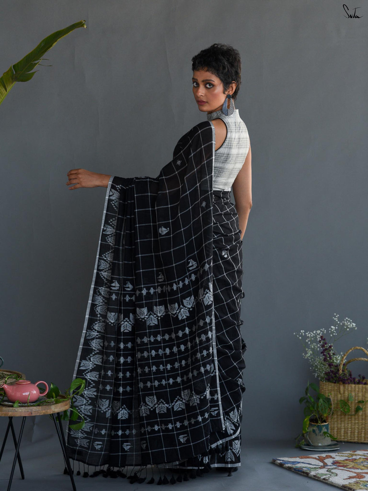 Chequered Black