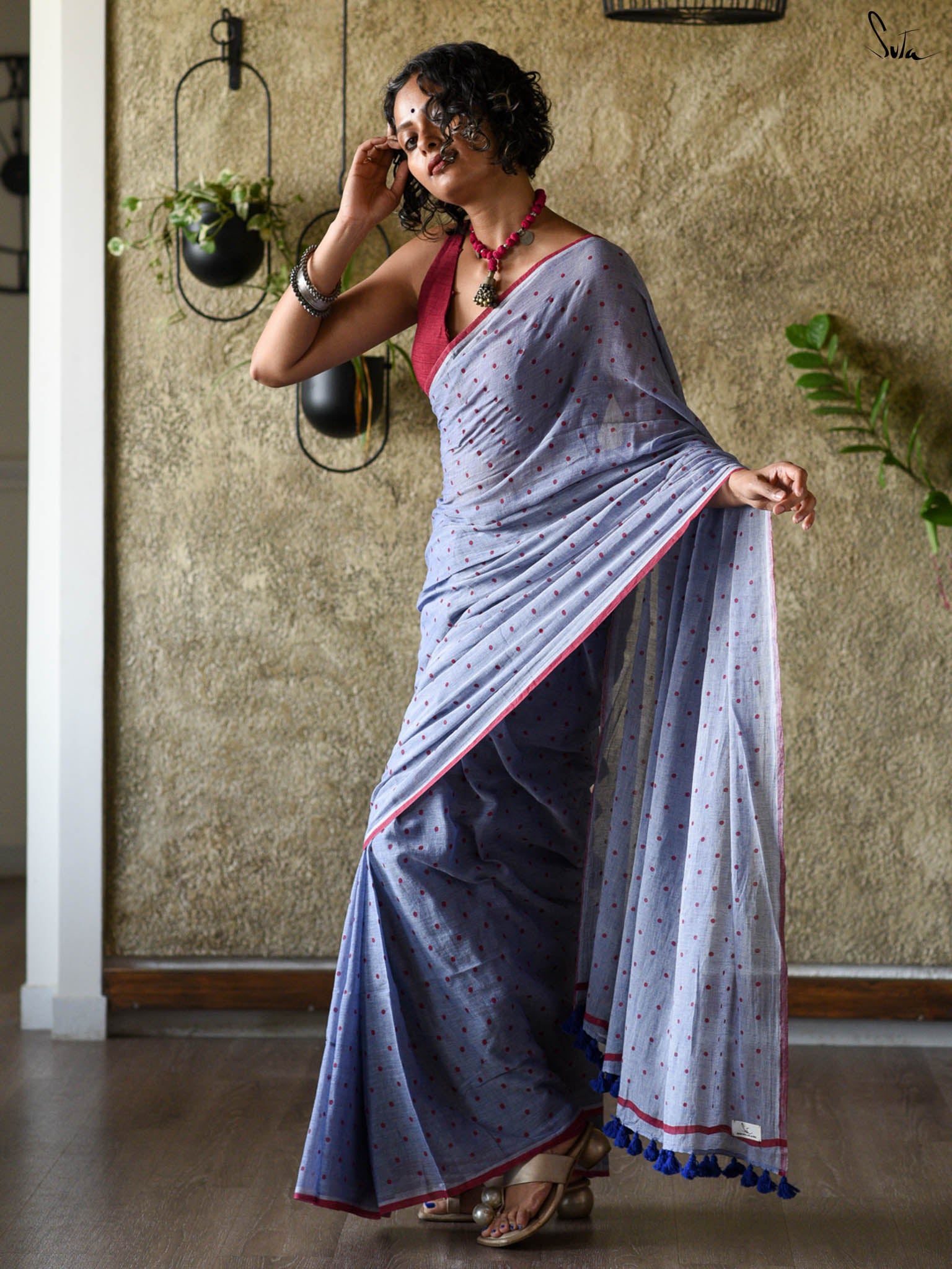 Suta Lavender & Red Polka Dot Printed Pure Cotton Saree