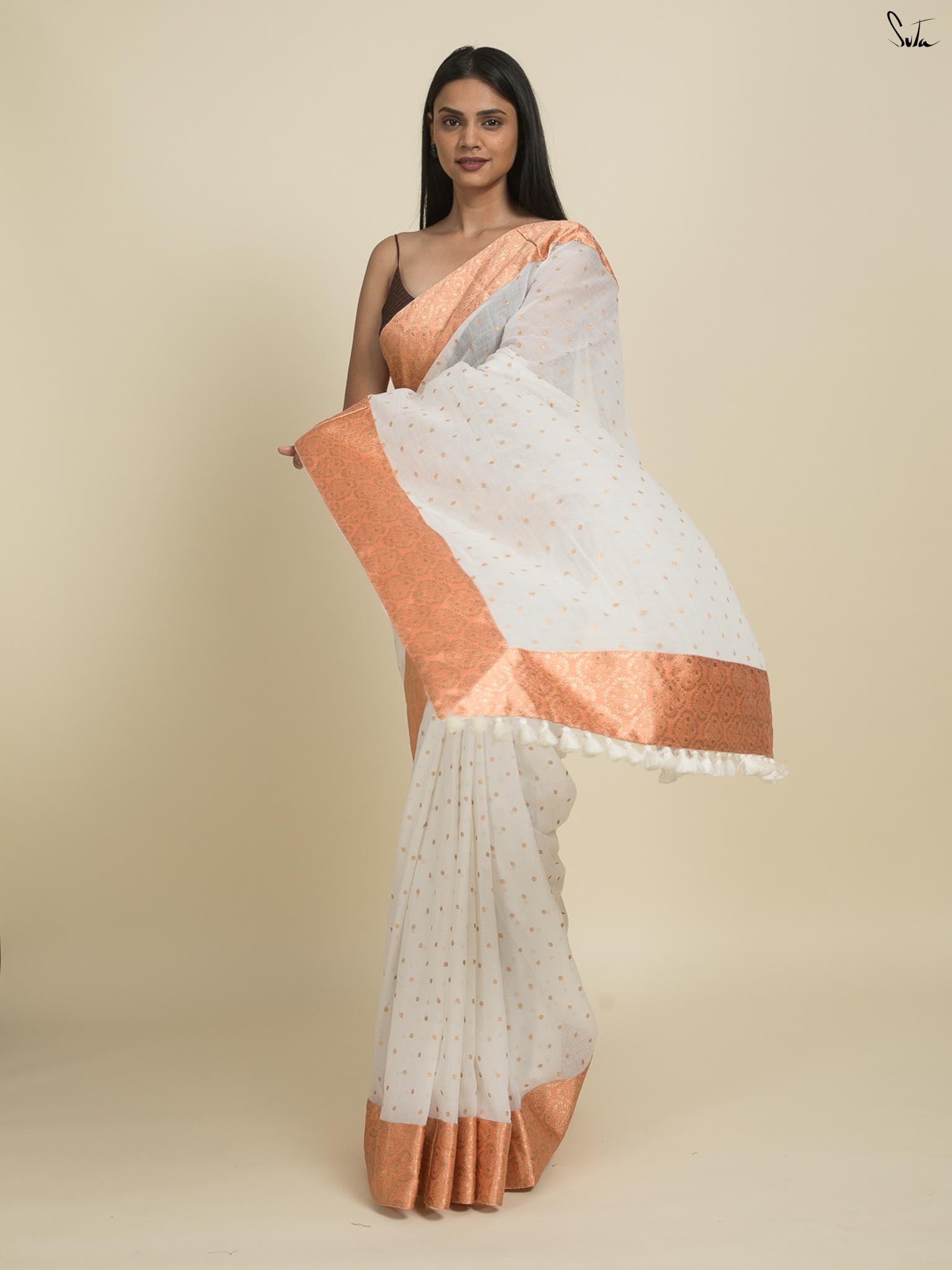 Aparaa Saree