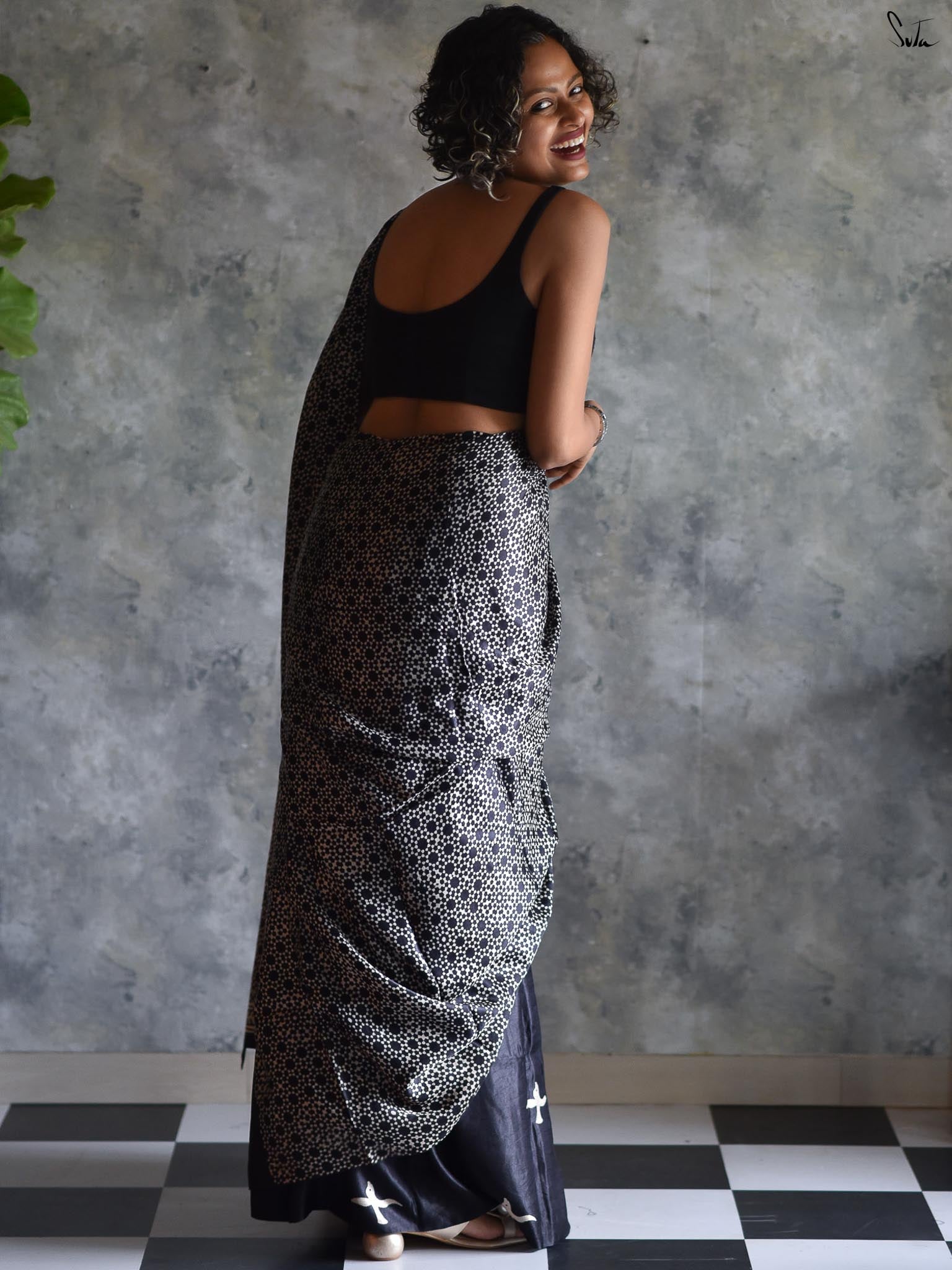 Humari Saheli Saree