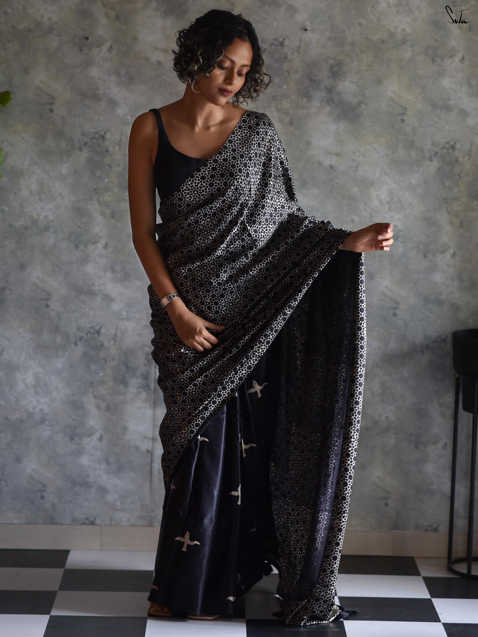 Humari Saheli Saree