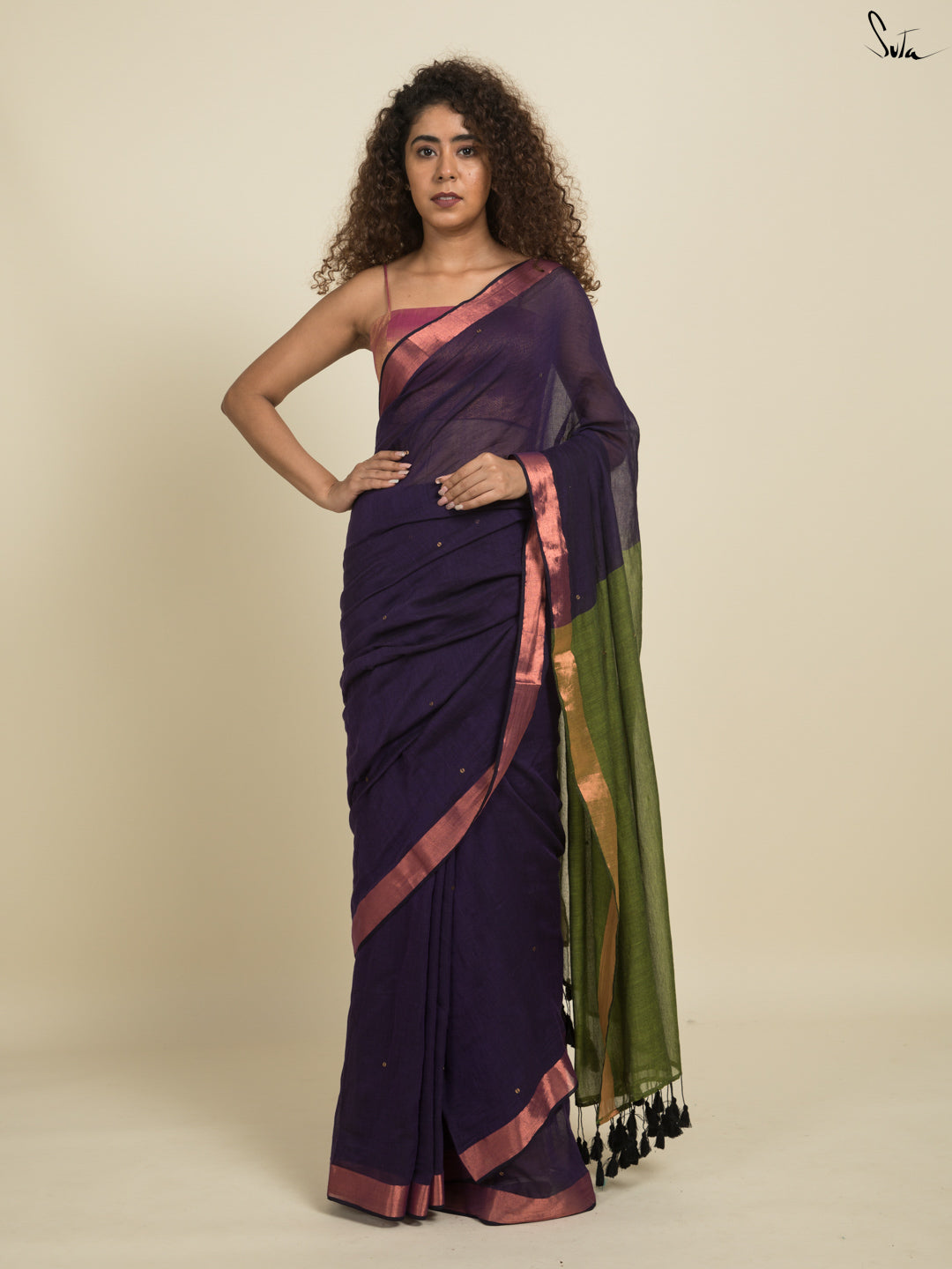 Najma Saree