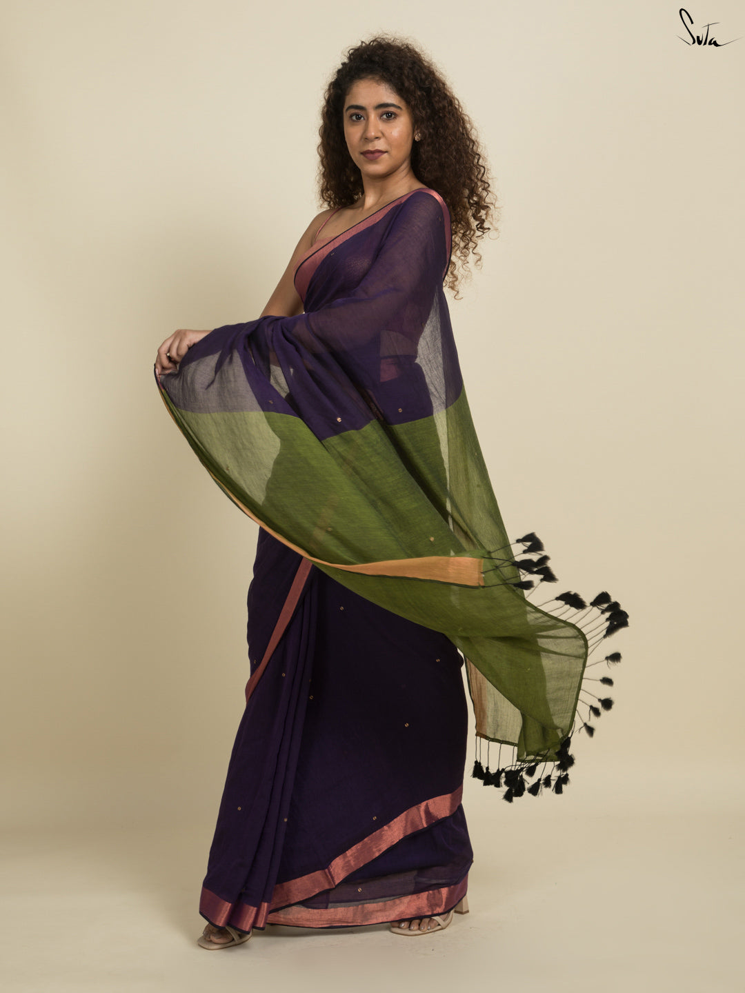 Najma Saree