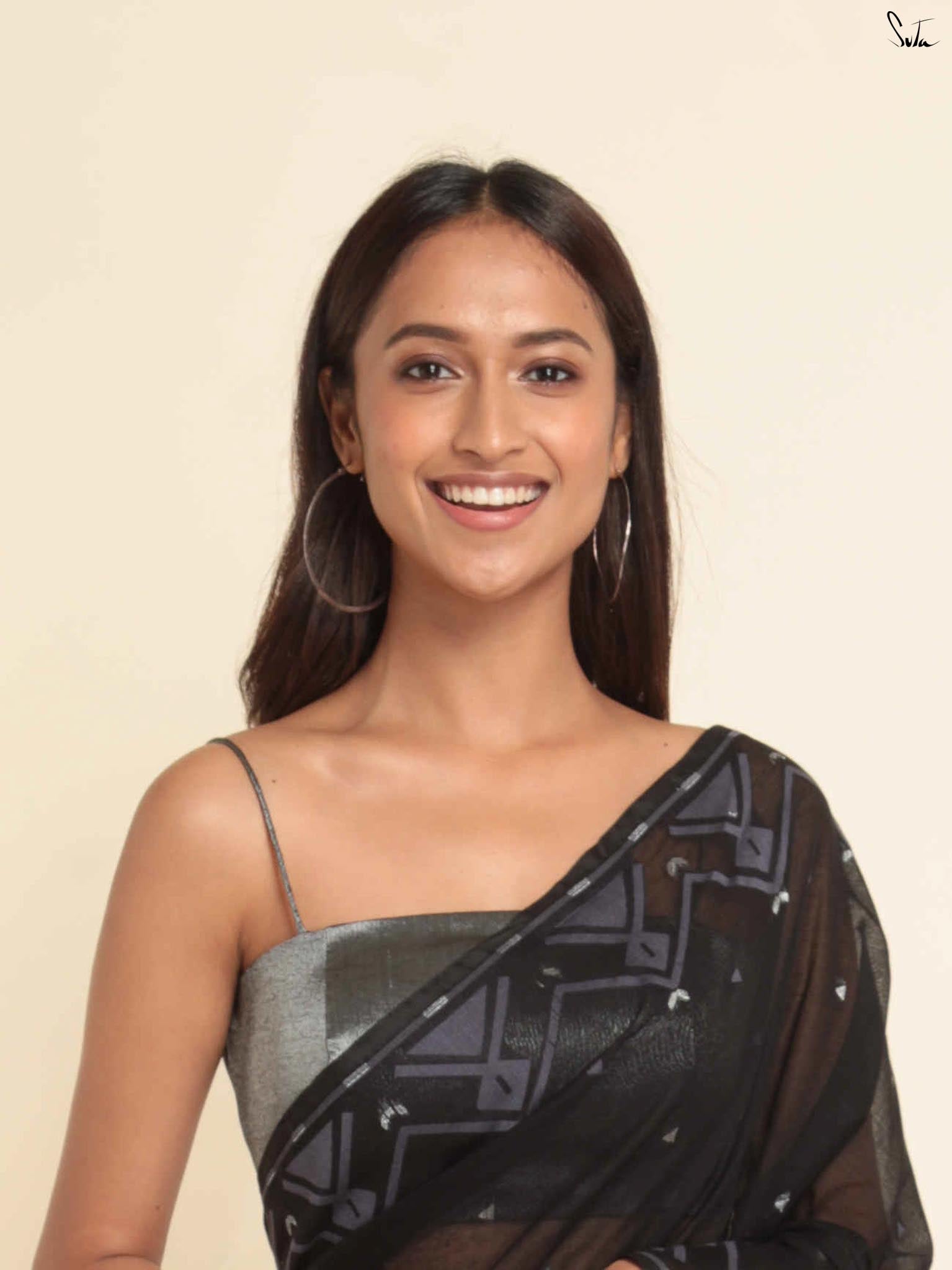 Ebony Saree