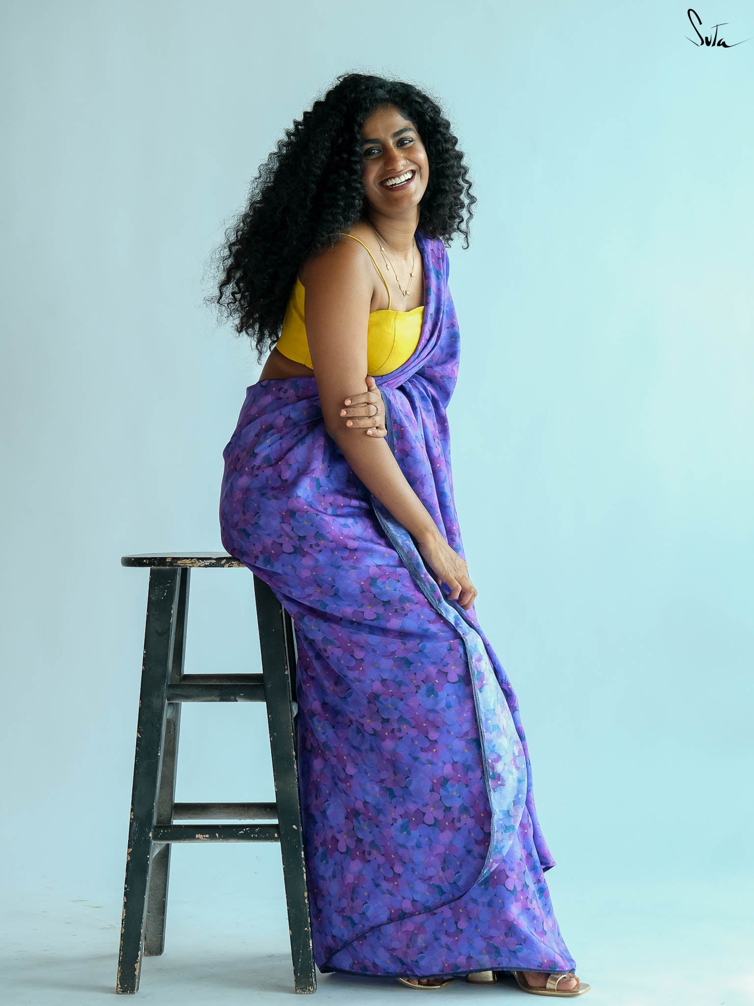 Suta Purple & Blue Floral Printed Saree
