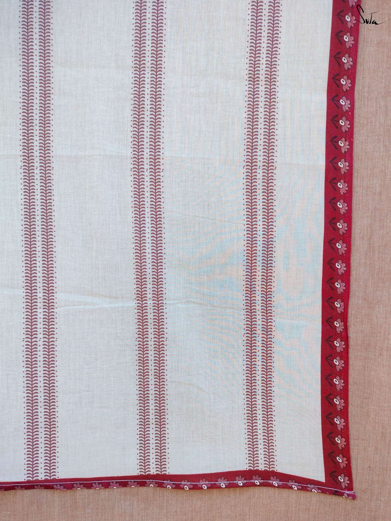 Suta Floral Printed Pure Cotton Saree