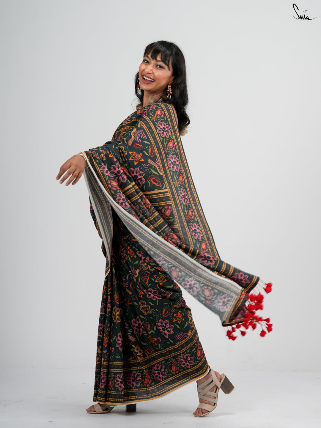 Zoya Saree