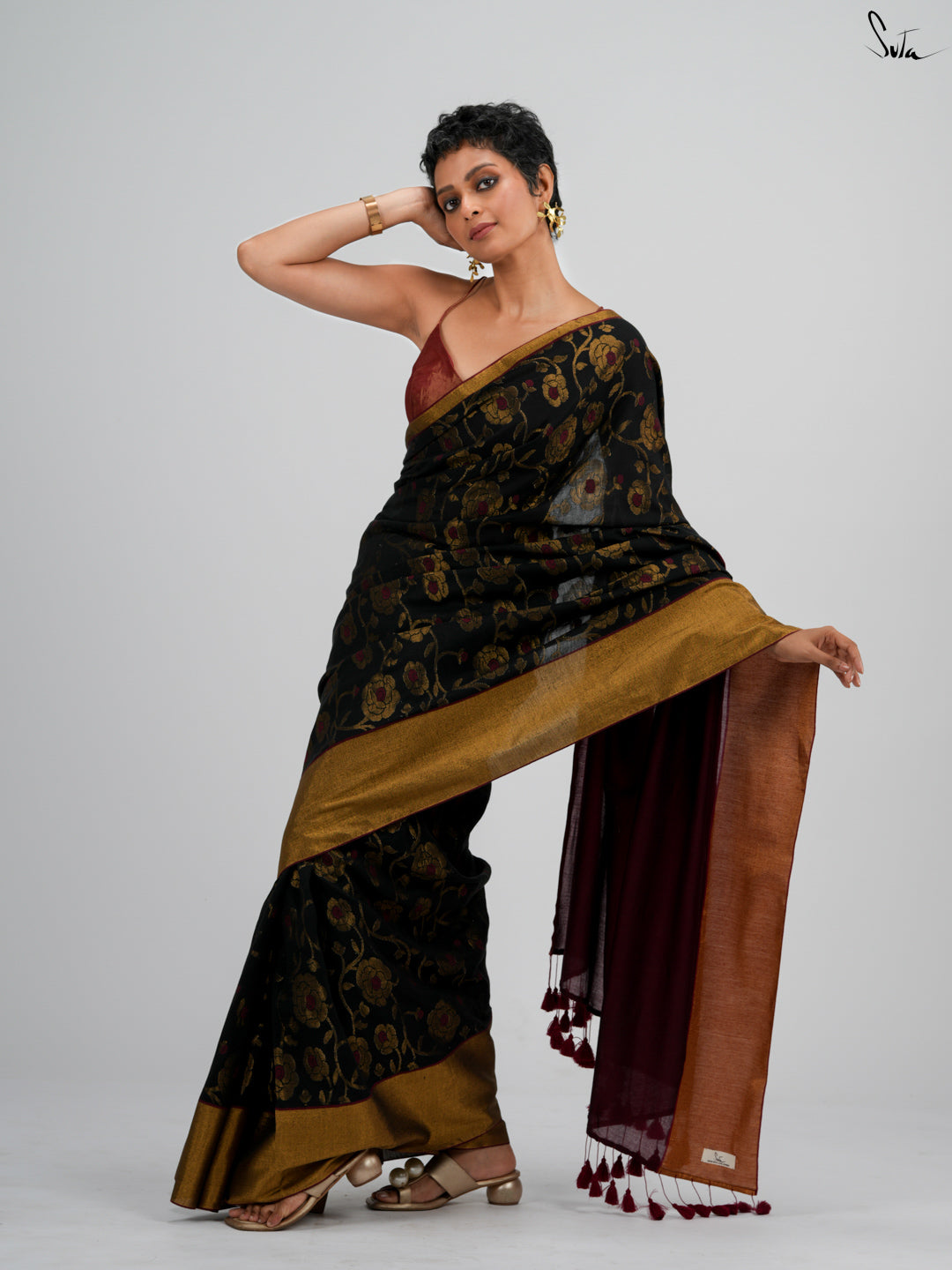 Sunheri Alpana Saree
