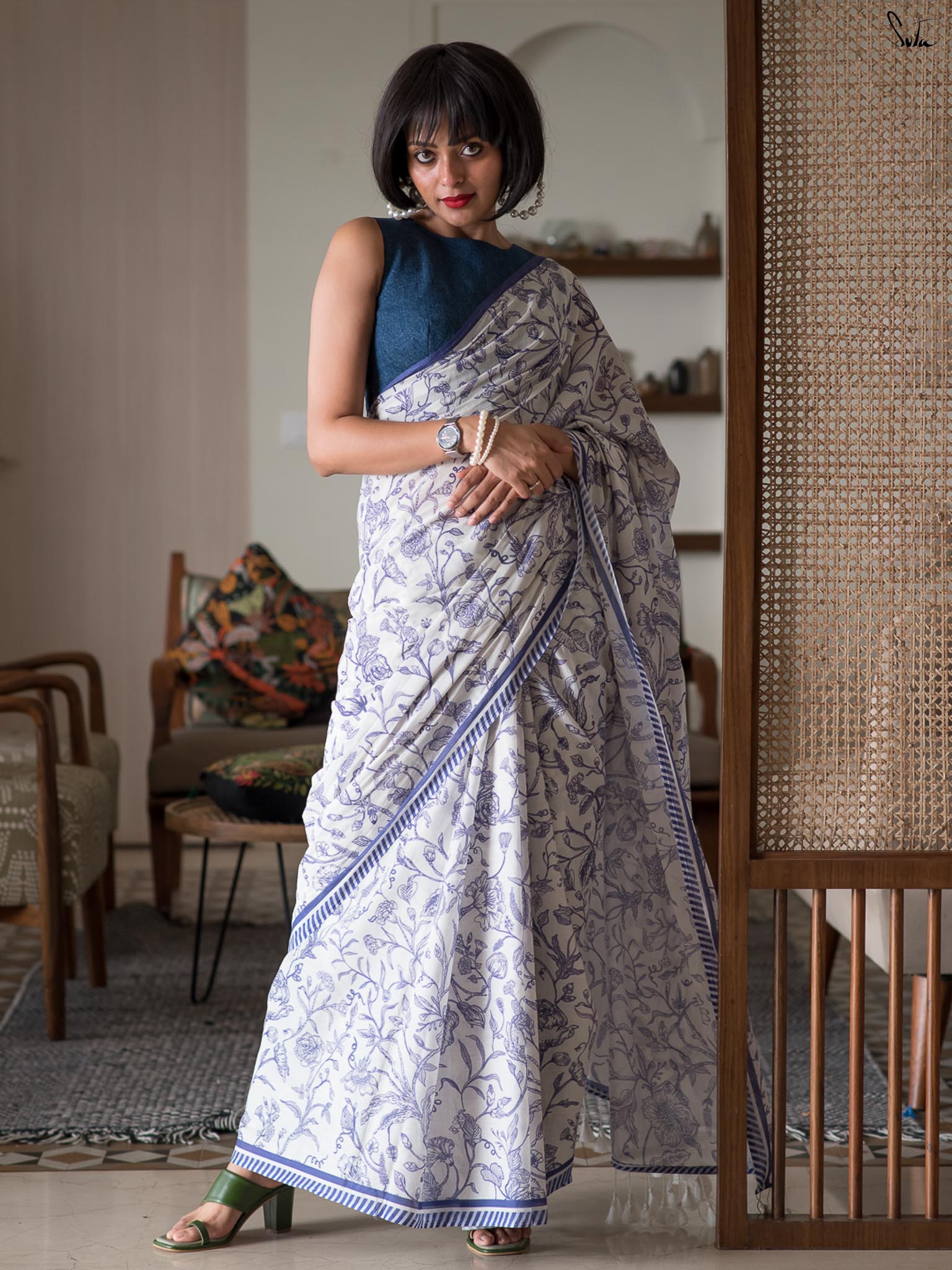 Suta Floral Printed Mul Cotton Saree