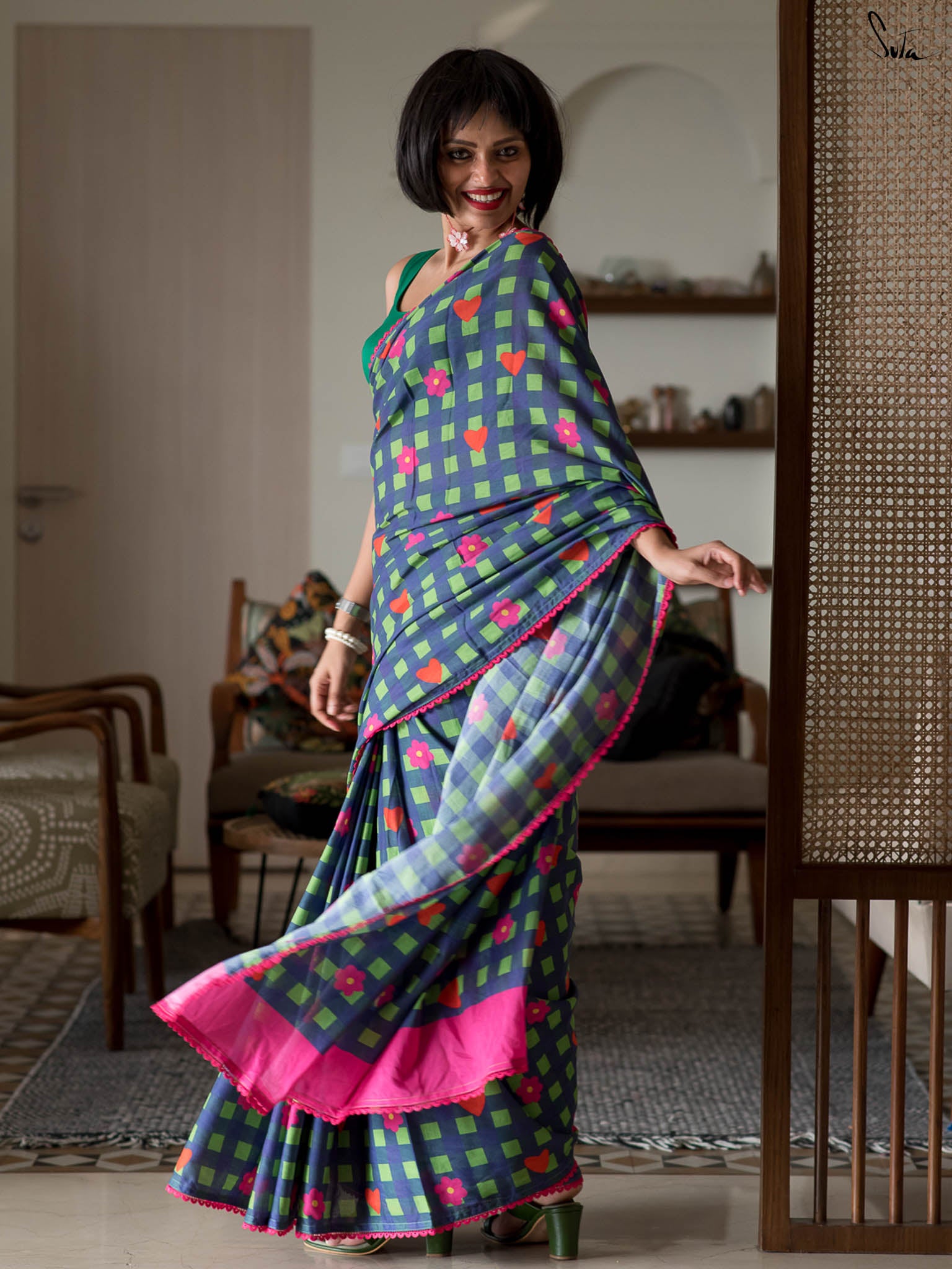 Suta Green & Blue Checked Embroidered Pure Cotton Saree