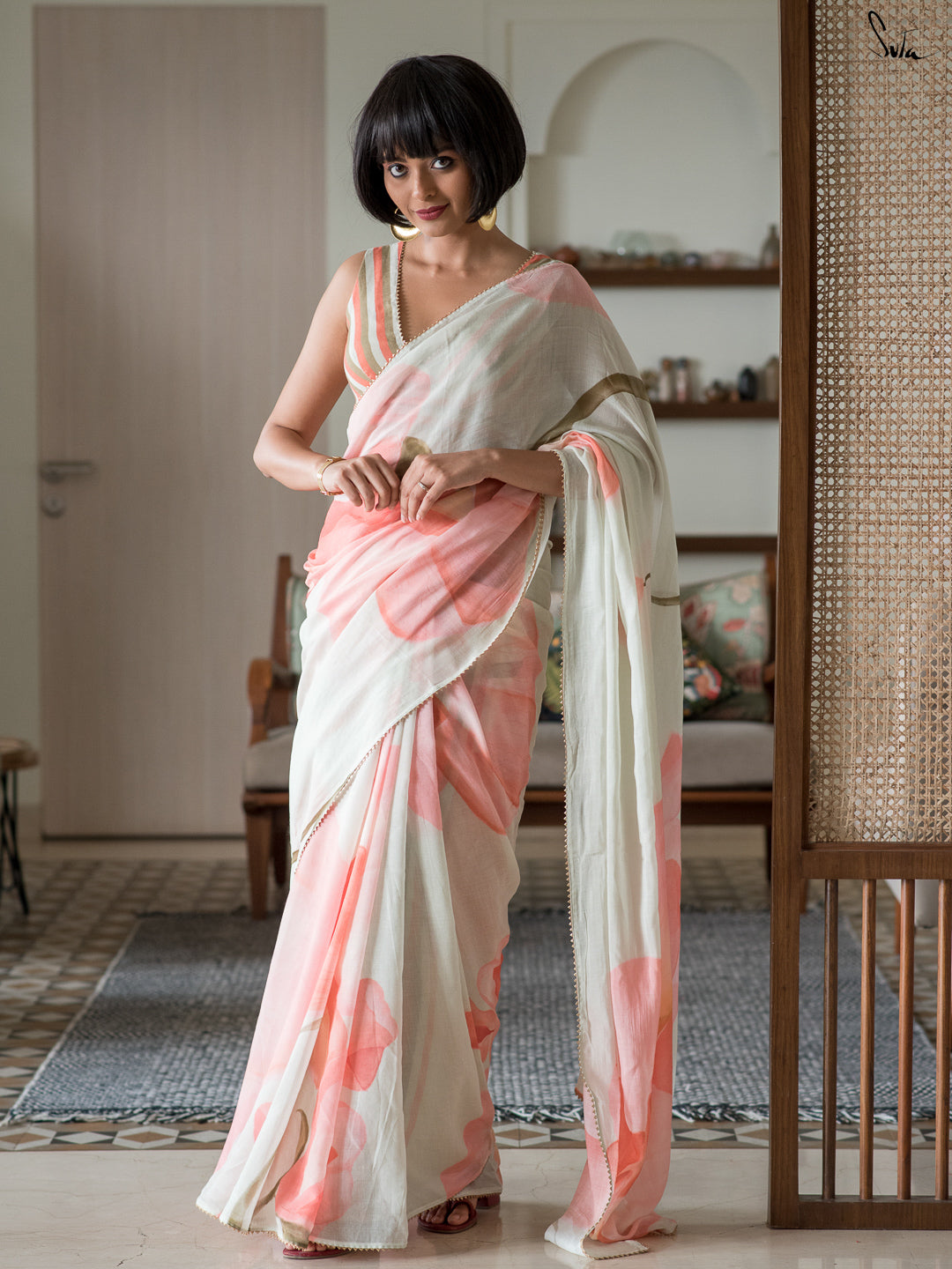 Bouquet Of Poppies Saree