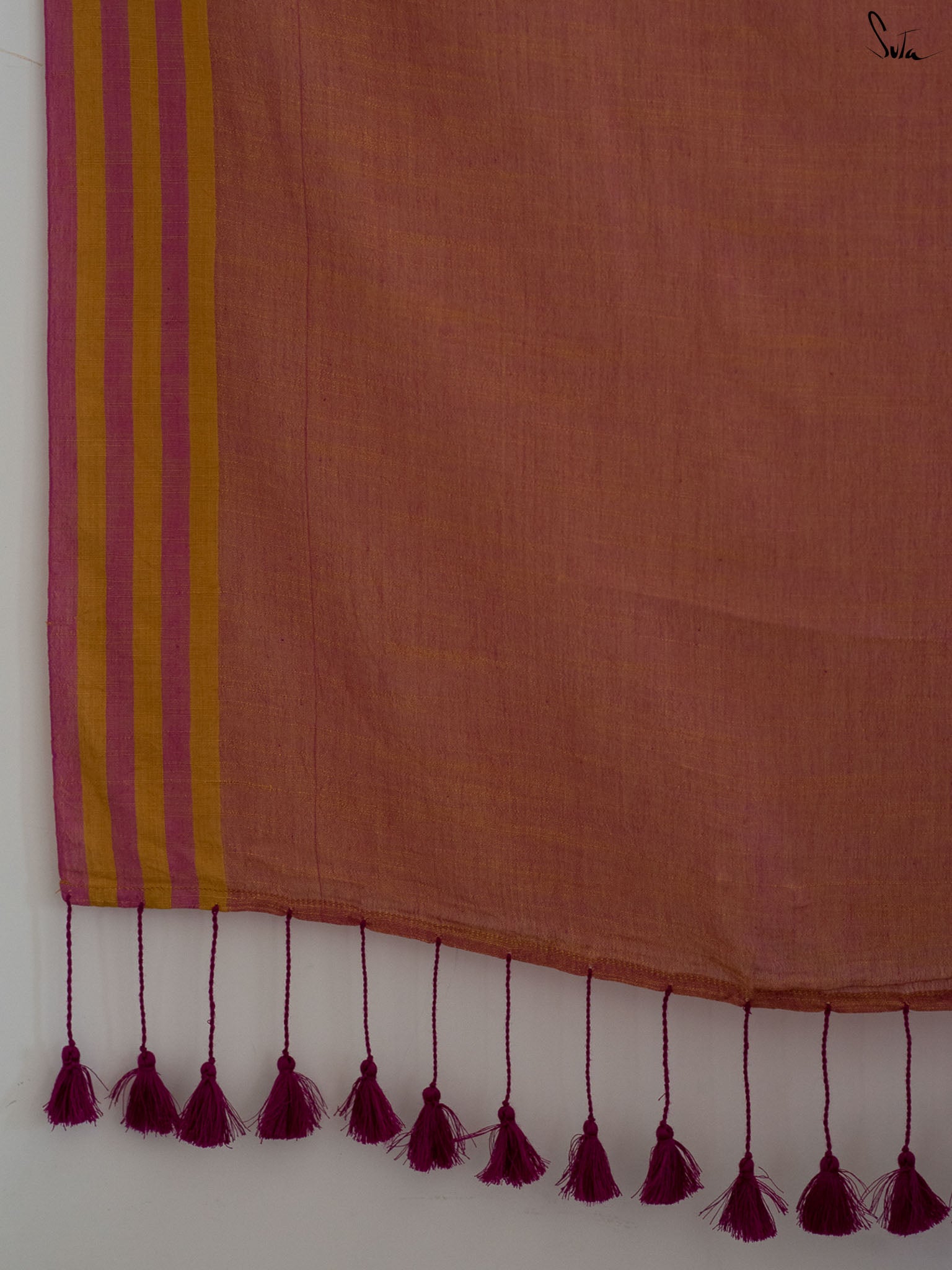 Naavya Ke Noor Saree
