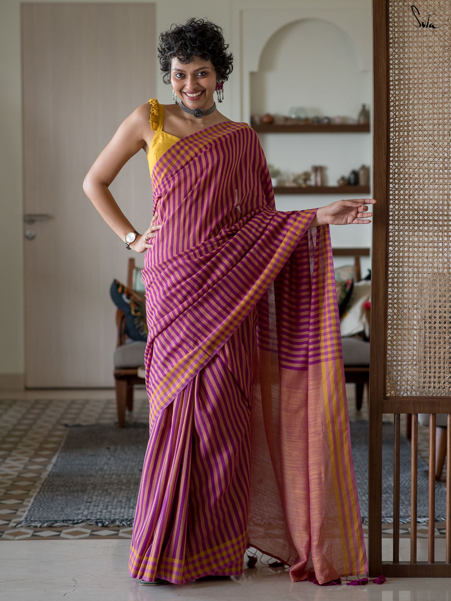 Naavya Ke Noor Saree