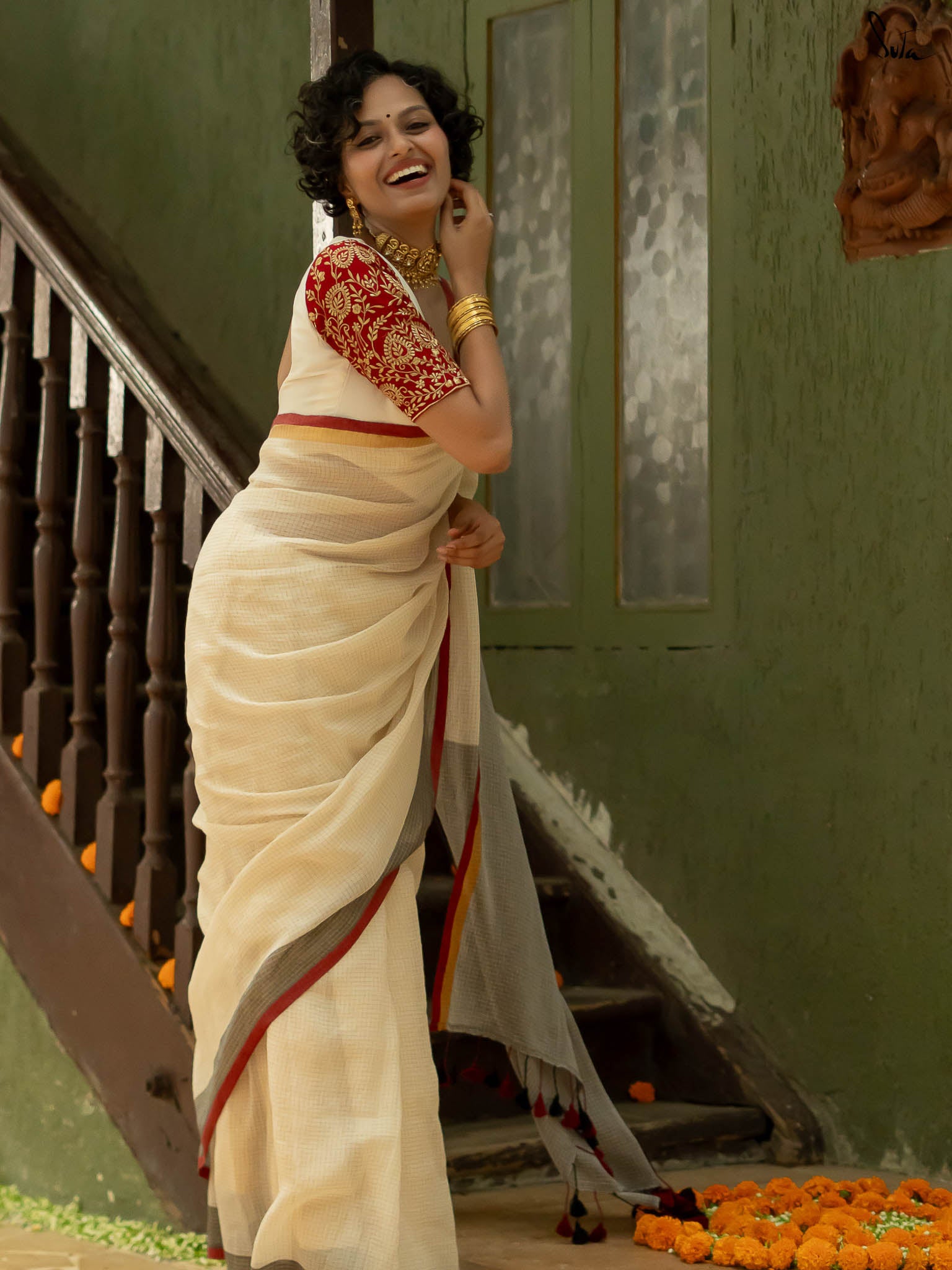Suta Ready To Wear Woven Design Saree