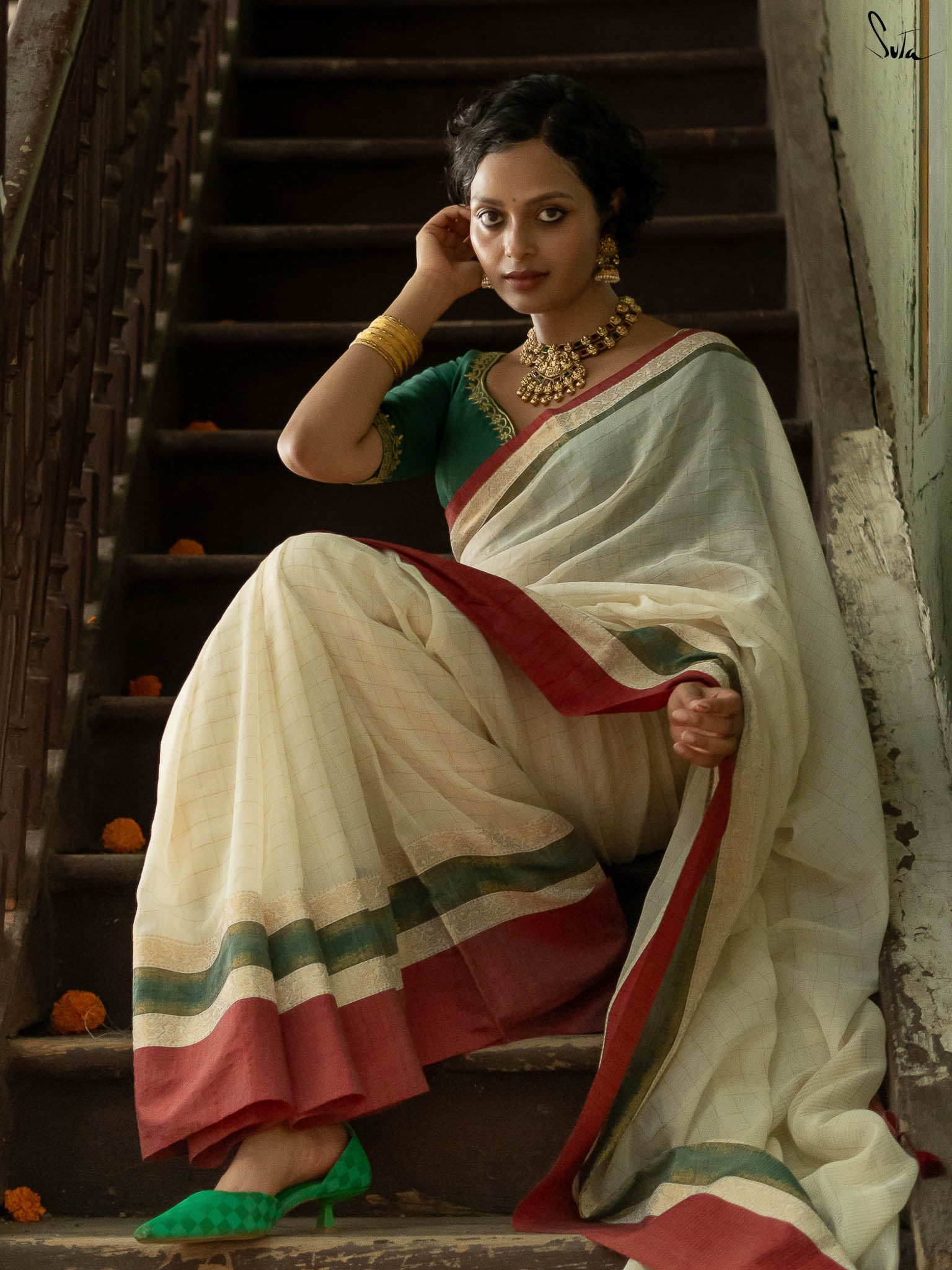 Suta Woven Design Border Zari Saree