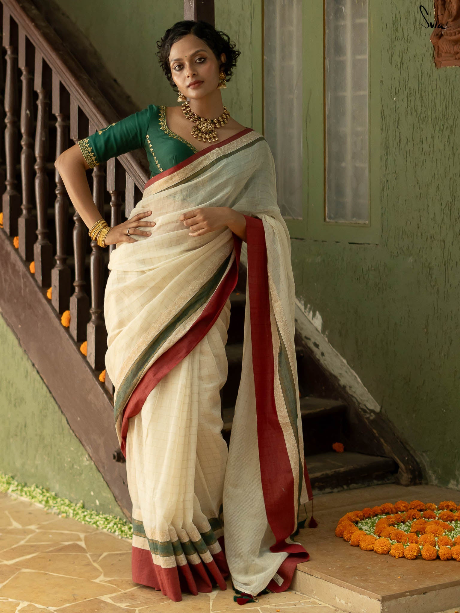 Suta Woven Design Border Zari Saree