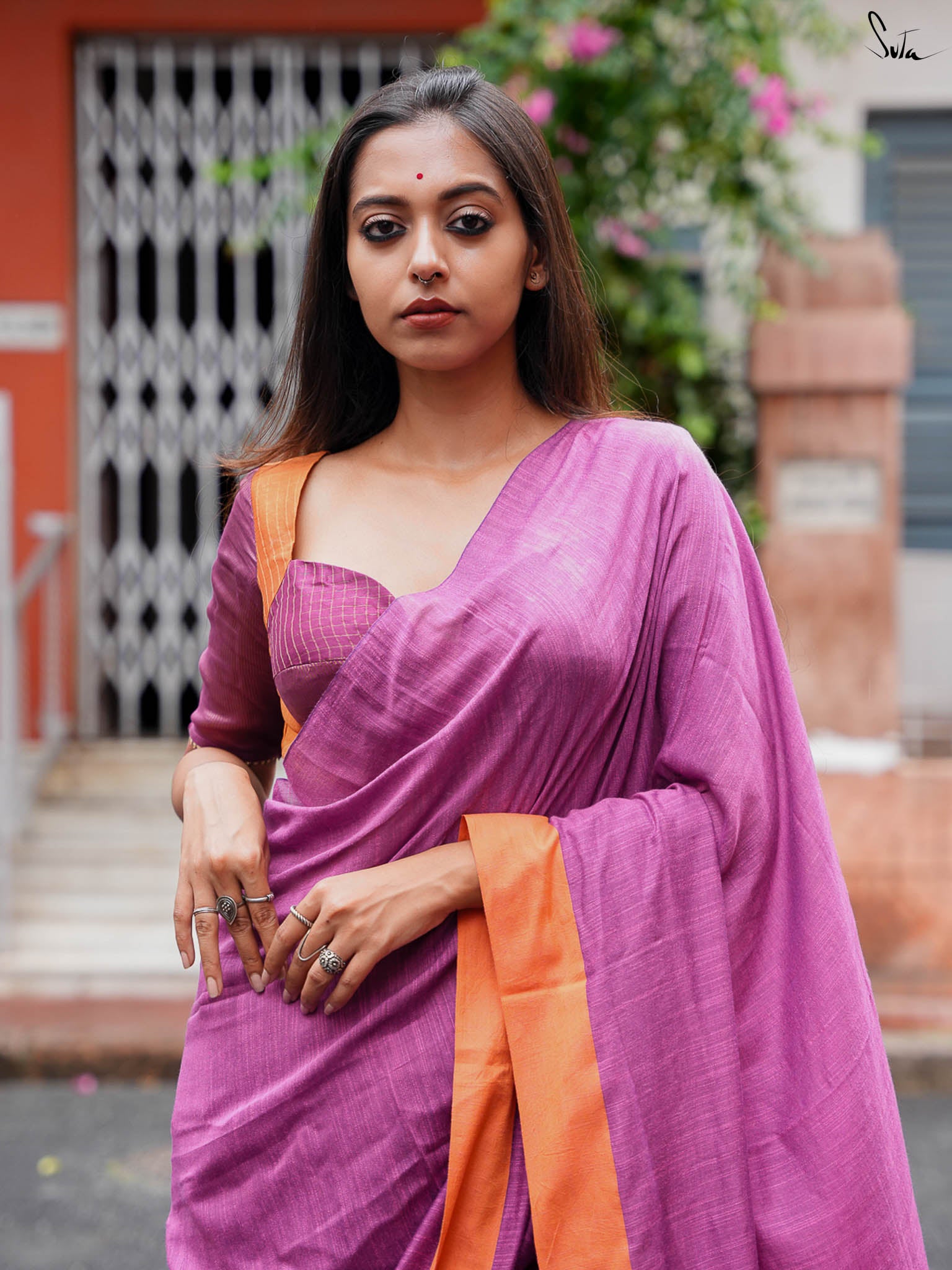 Suta Women Pure Cotton Solid Saree