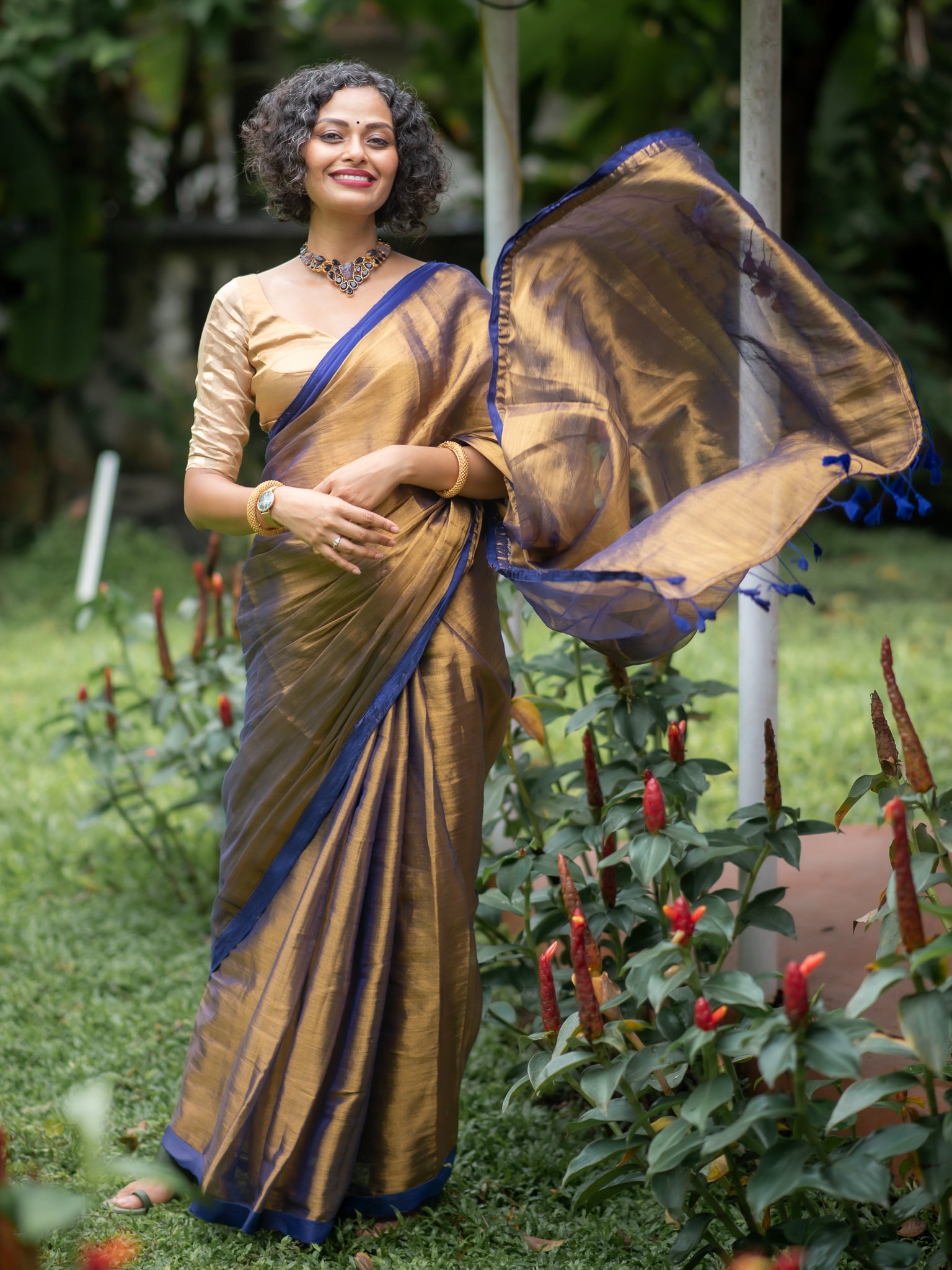 Suta Gold Tissue Saree