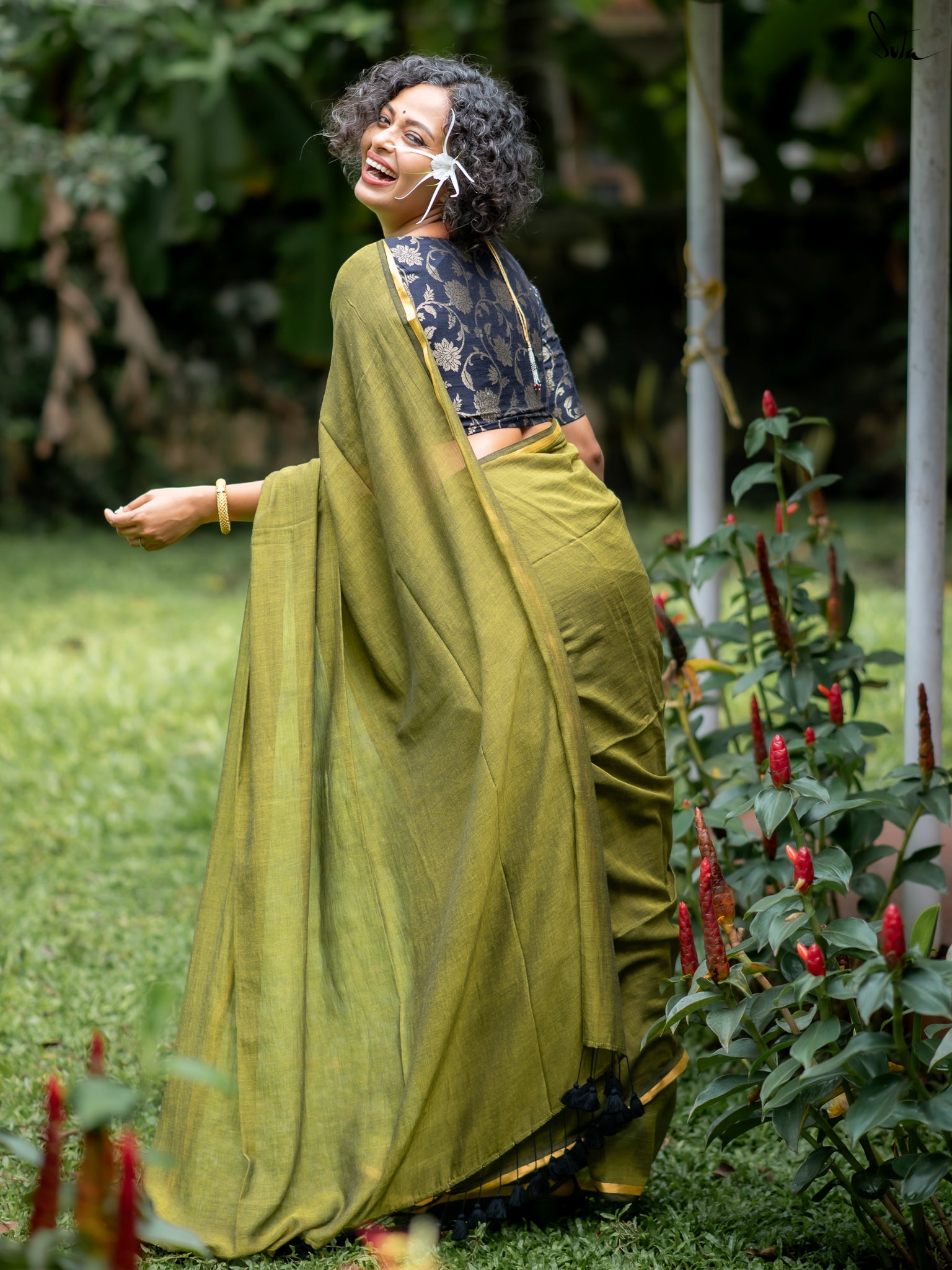 Suta Grey Pure Cotton Saree