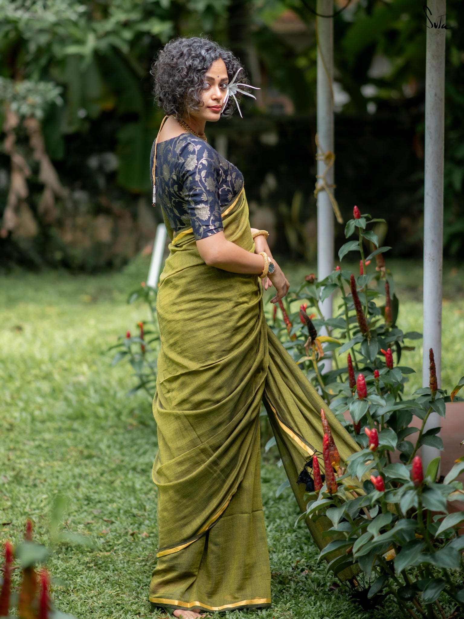Suta Grey Pure Cotton Saree