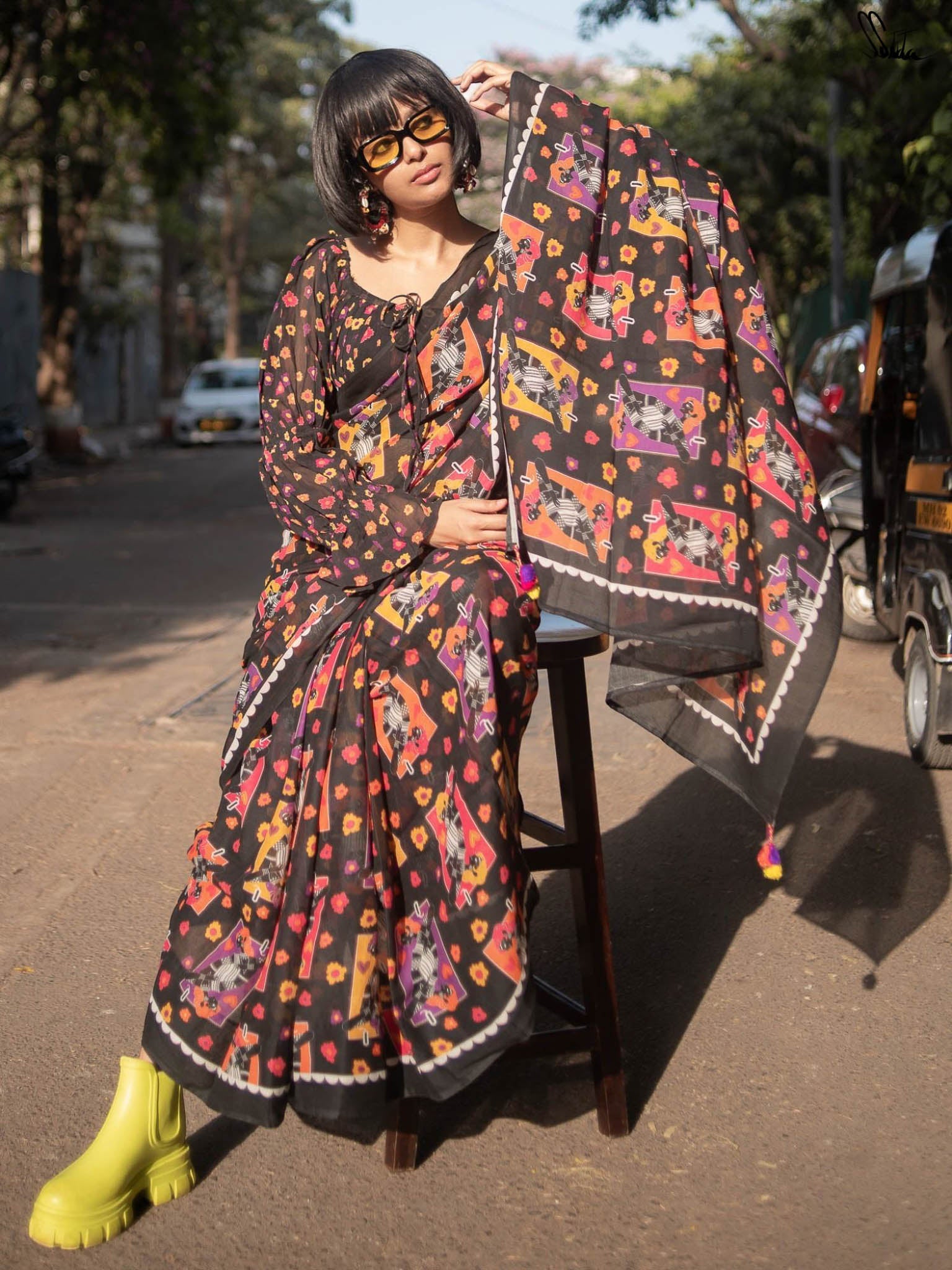 Suta Floral Saree
