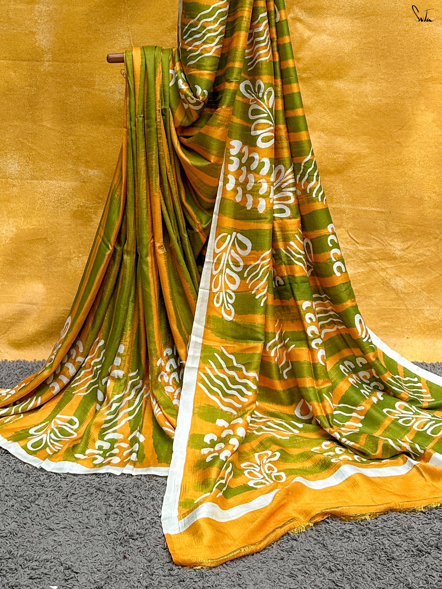 Shonar Rekha (Hand Painted Batik Silk Saree)
