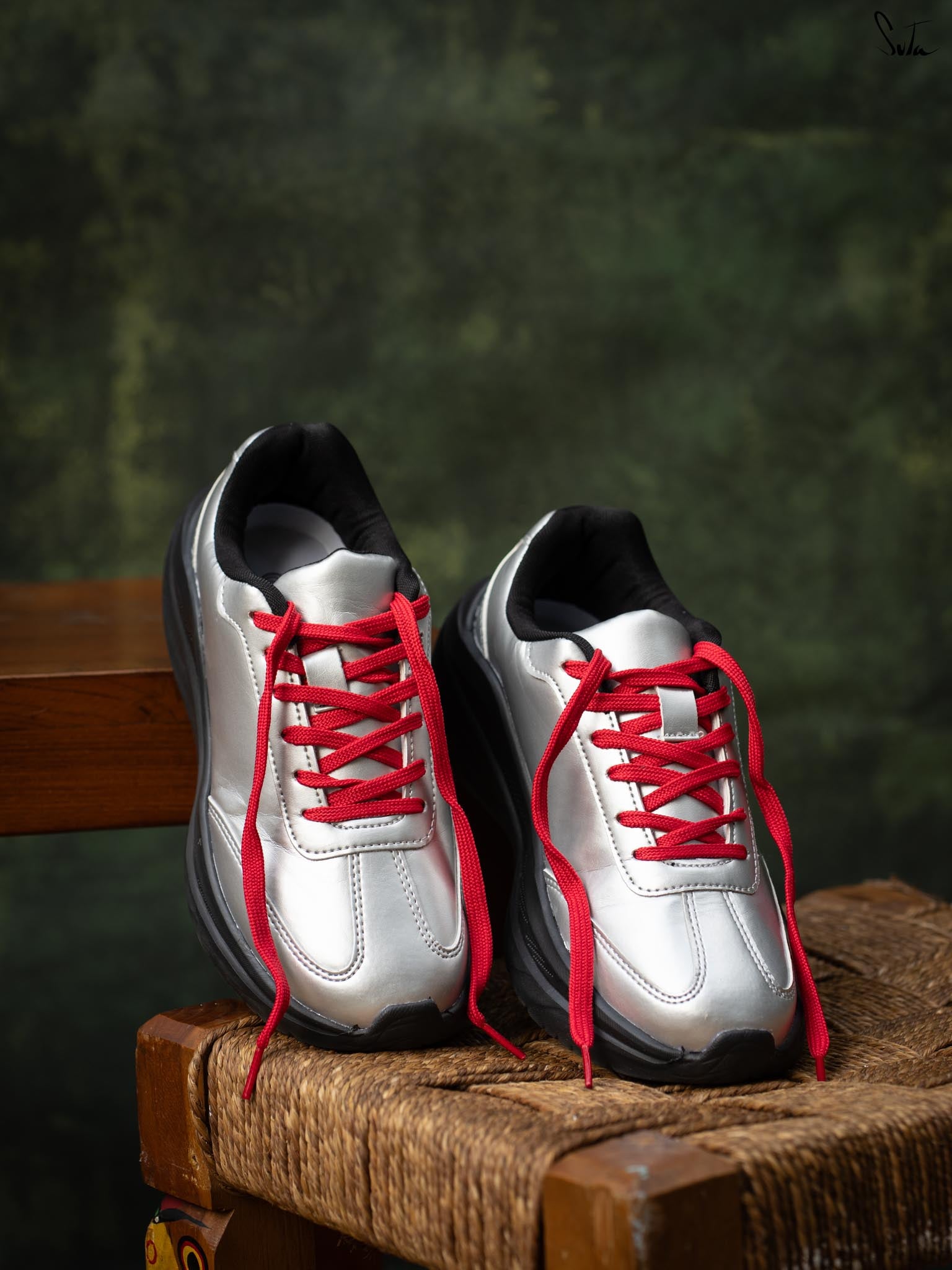 SilverWide Stride