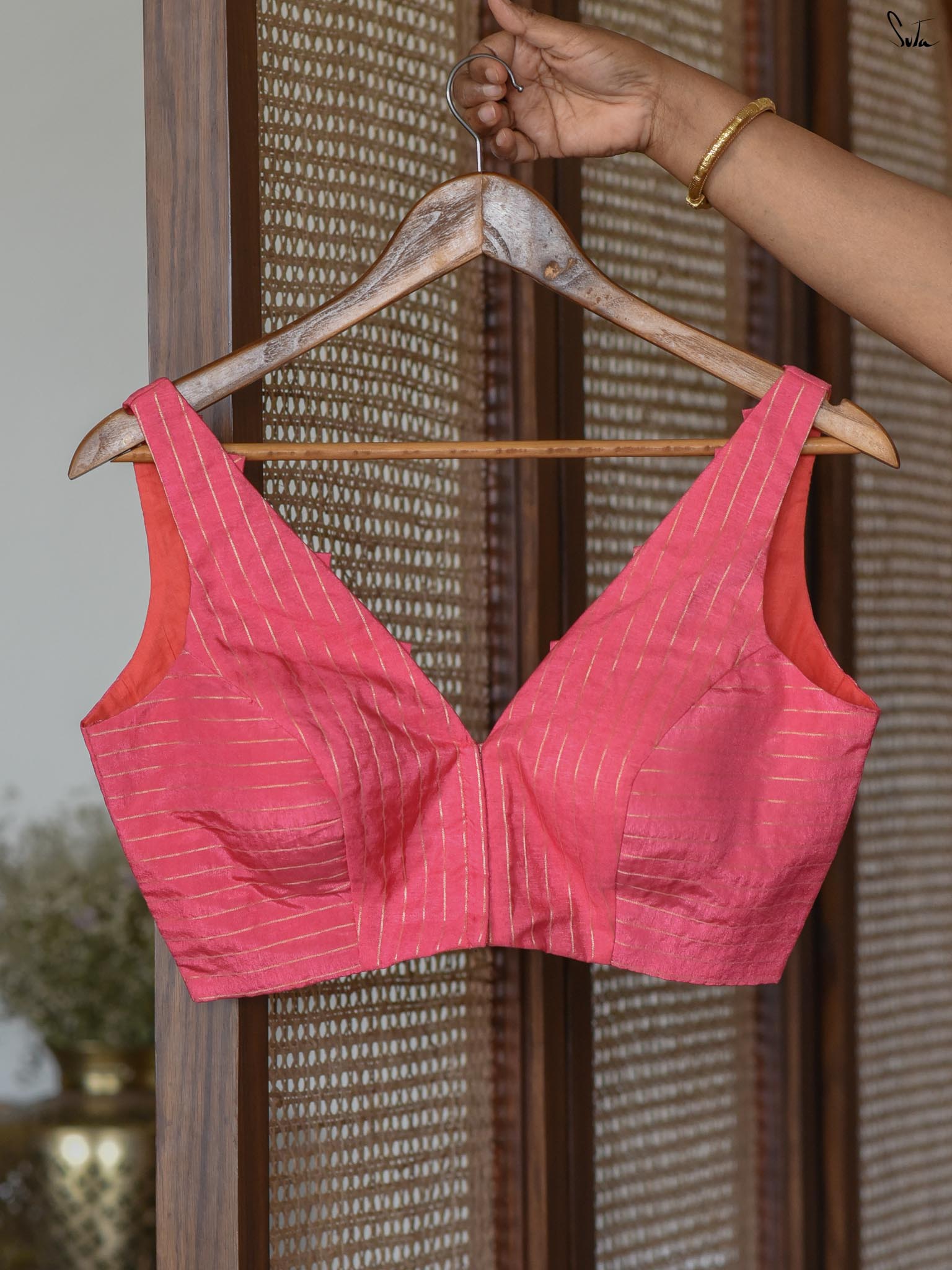 Sunehri Stripe