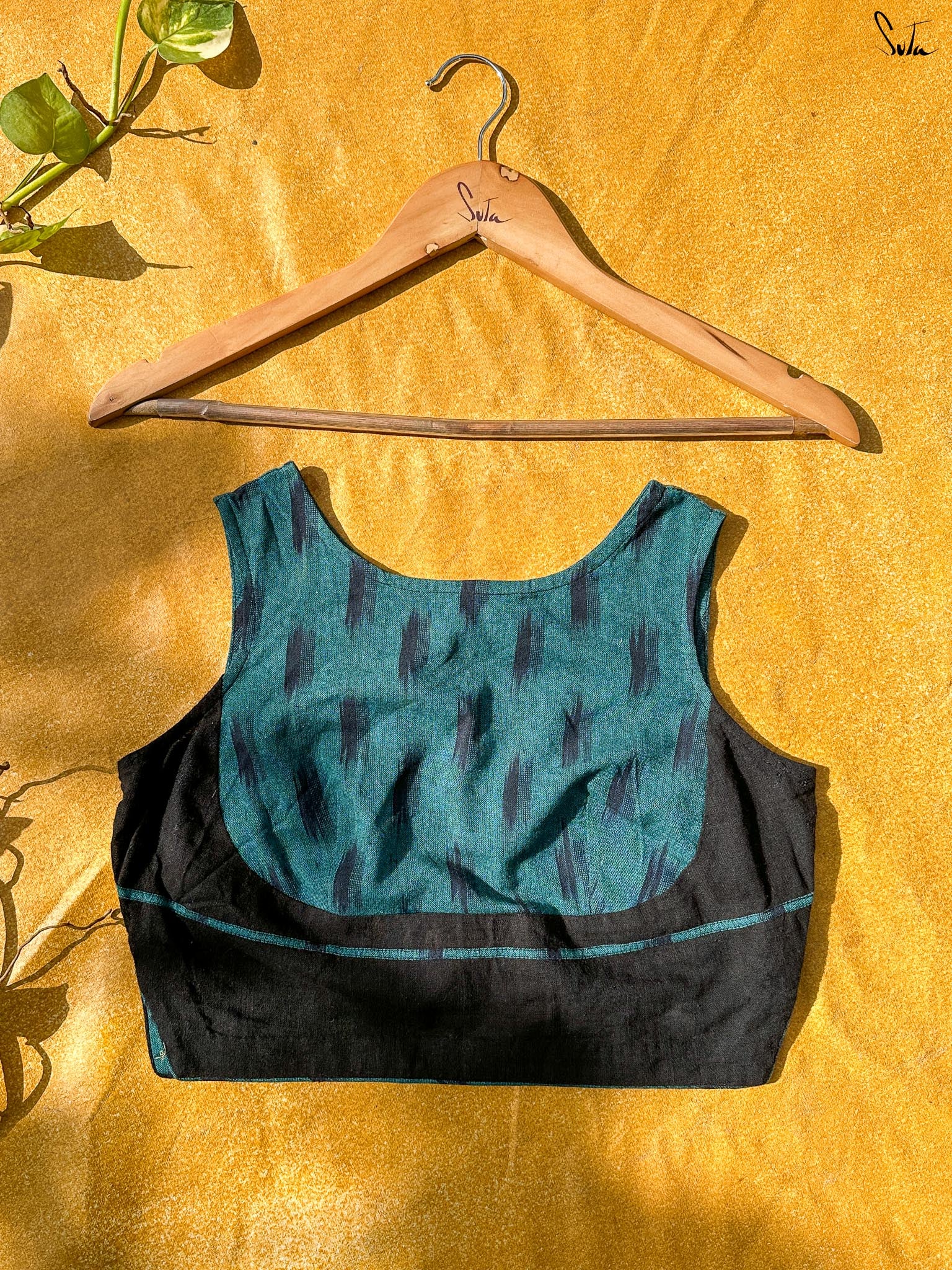 Teal Kalika