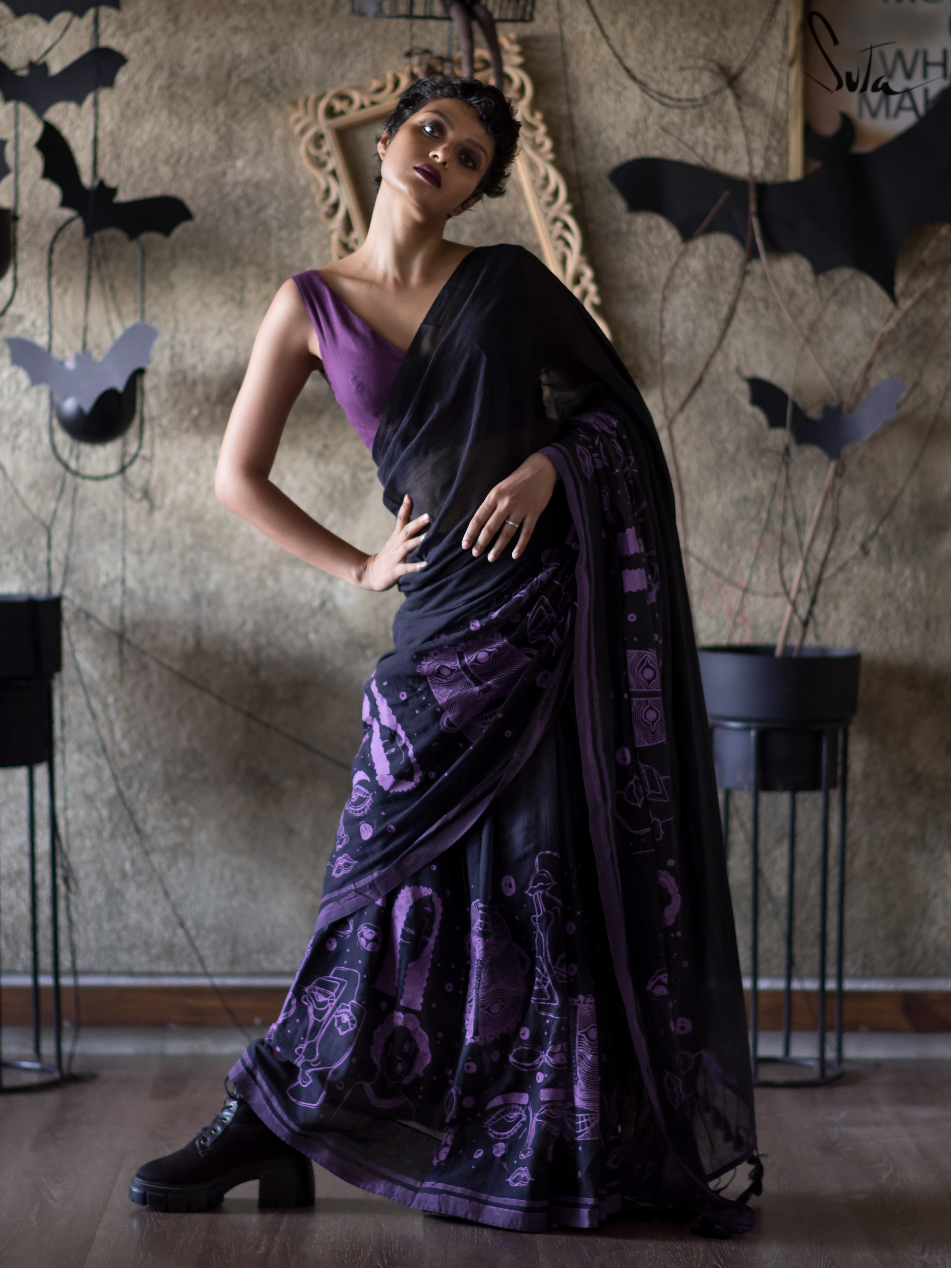 Black And Purple Plain Dark Purple-black Georgette Saree With Dark Purple  Blouse AFS155 - 210054 at Rs 3930/piece in Noida