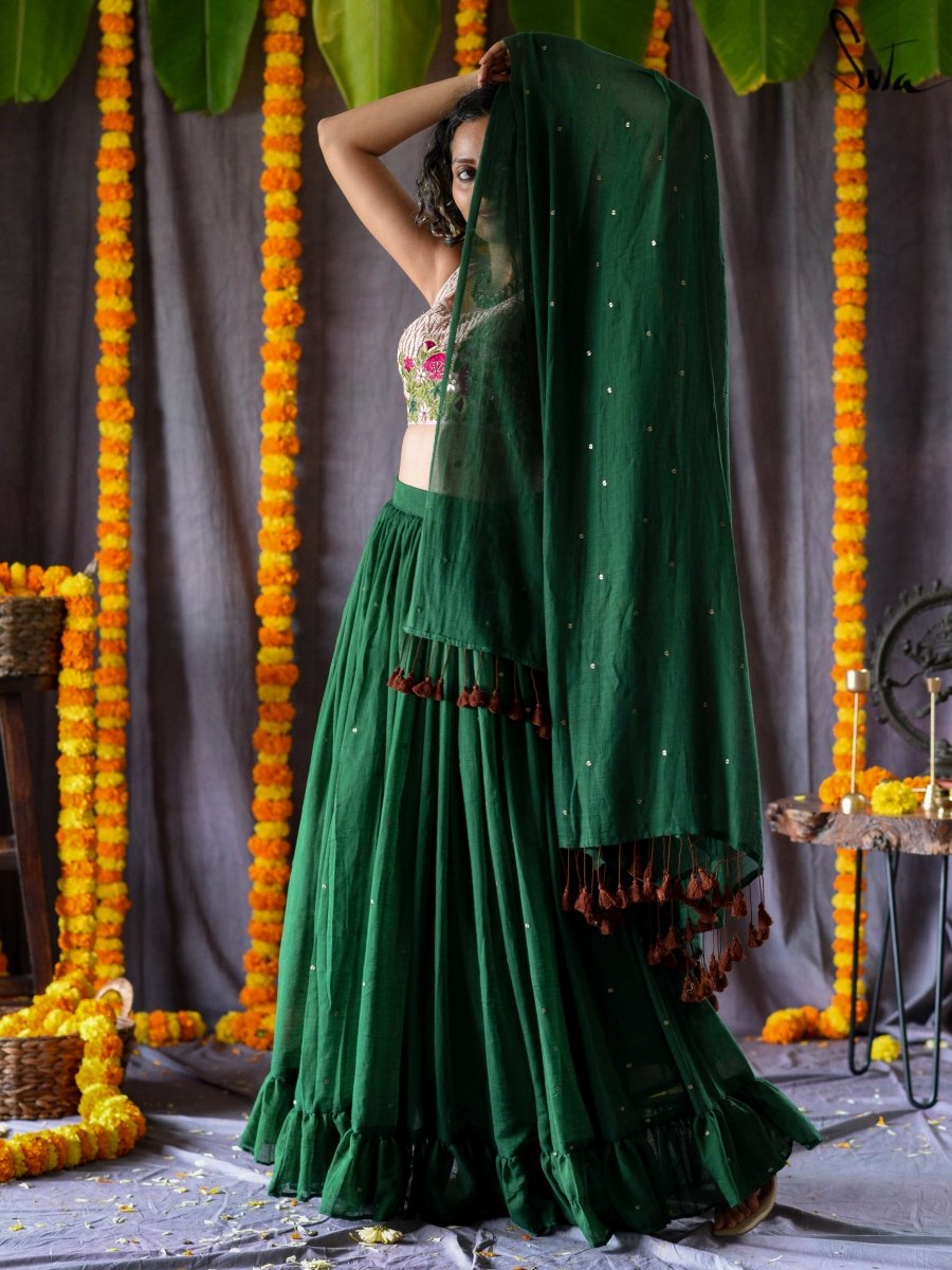 Chamakti Leherein (Lehenga Set) - suta