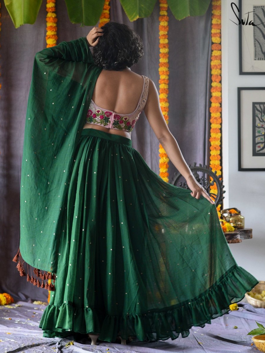 Chamakti Leherein (Lehenga Set) - suta