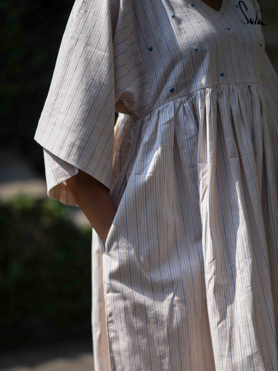 Date at the library (Dress) - suta