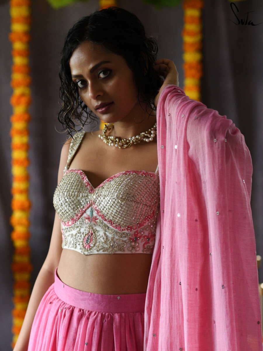 Gulabi Kamal (Lehenga Set) - suta