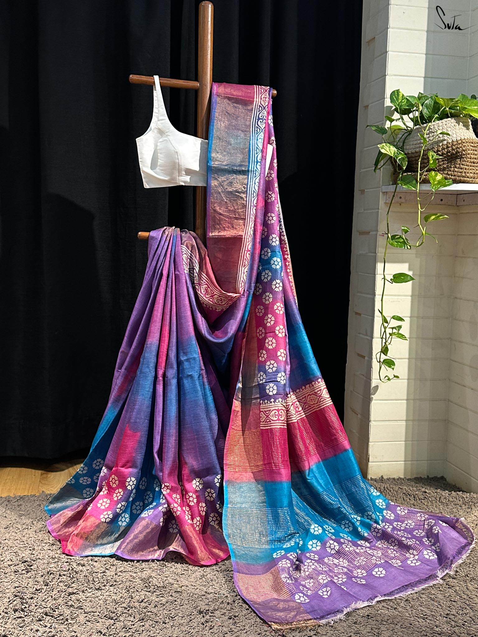 Koyal Aur Kalam (Hand Painted Pure Silk Saree)