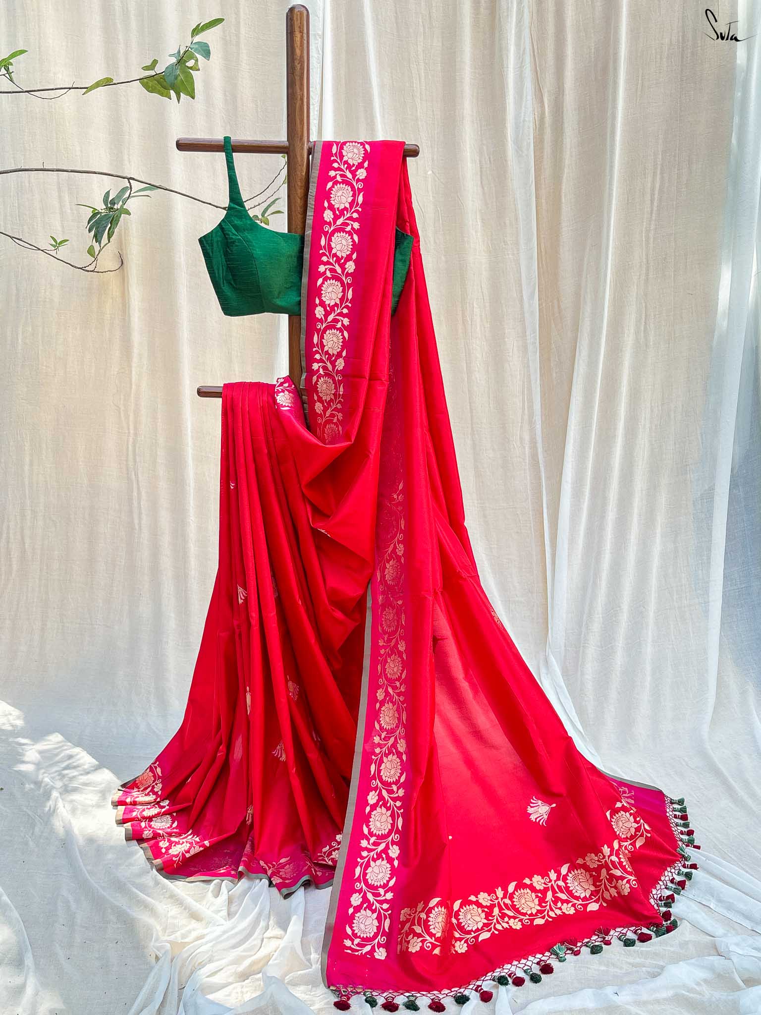 Trilochan Red Banarasi Saree