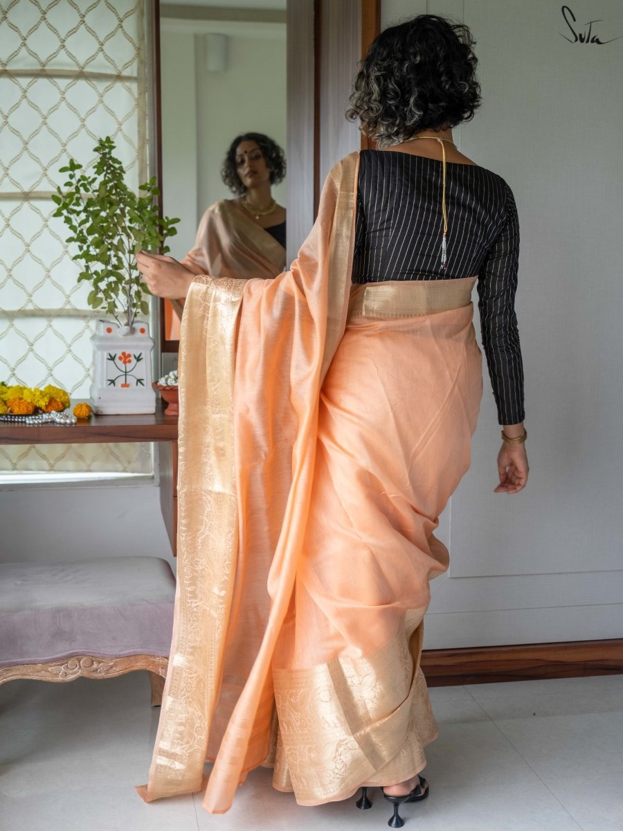 Majestic Dawn (Saree) - suta